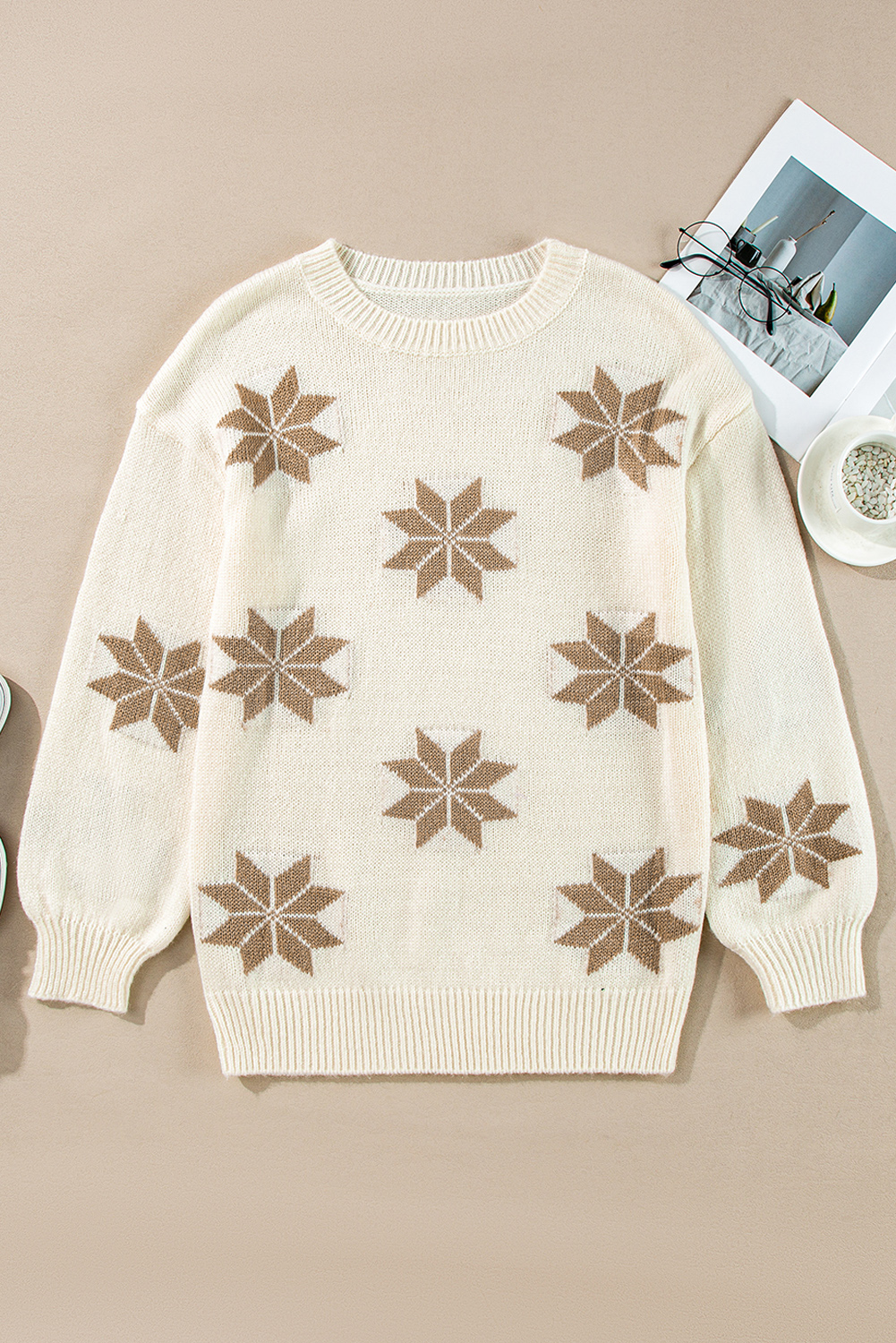 Cozy Long Sleeve White Snowflake Sweater - Perfect for Christmas Celebrations - Detail View 10 Cozy Long Sleeve White Snowflake Sweater - Perfect for Christmas Celebrations - Detail View 10