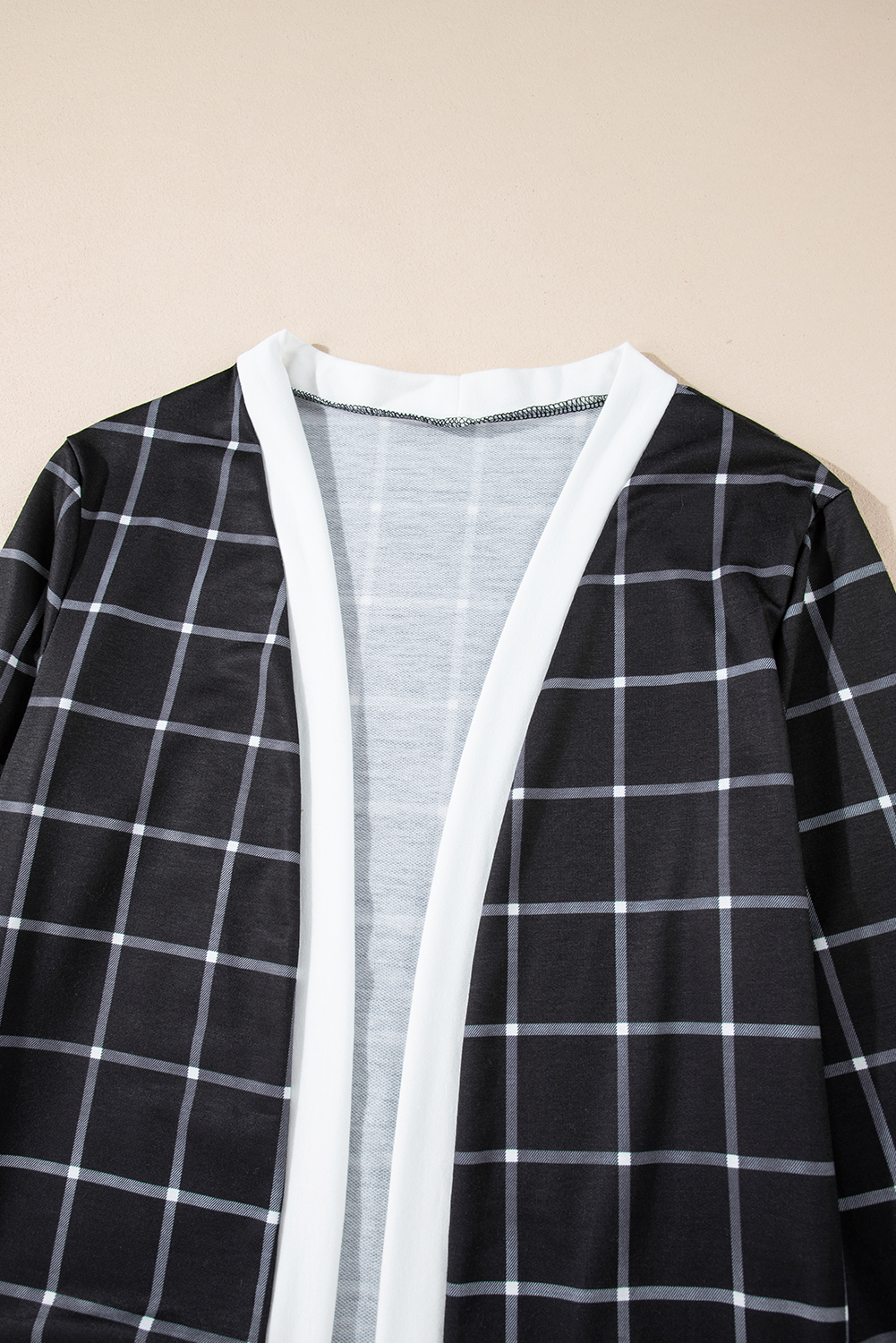 Women's Black Plaid Colorblock Edge Open Cardigan with Pockets - Detail View 9 Women's Black Plaid Colorblock Edge Open Cardigan with Pockets - Detail View 9