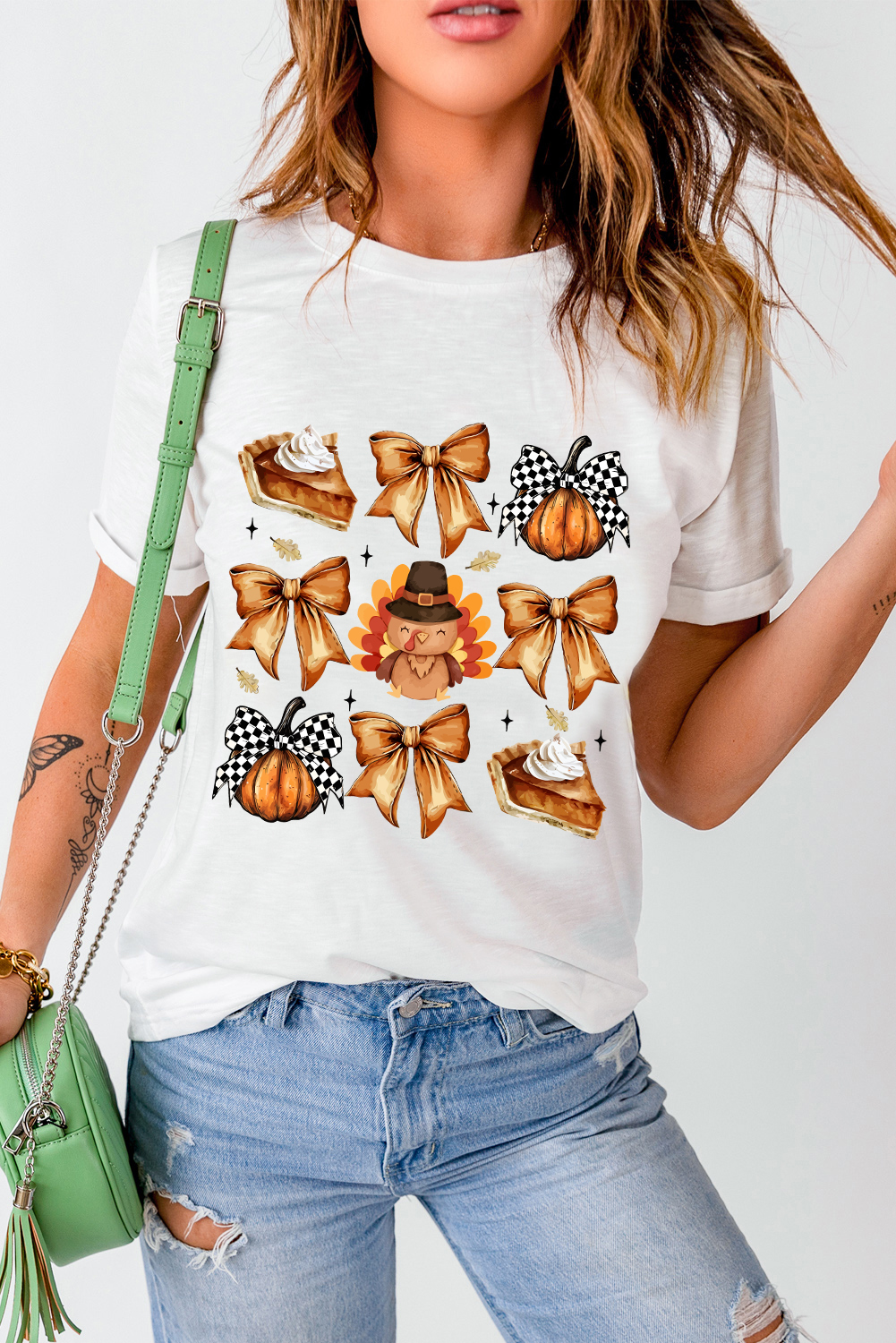 Festive Round Neck T-Shirt with Adorable Bowknot and Turkey Print for Thanksgiving - Detail View 6 Festive Round Neck T-Shirt with Adorable Bowknot and Turkey Print for Thanksgiving - Detail View 6