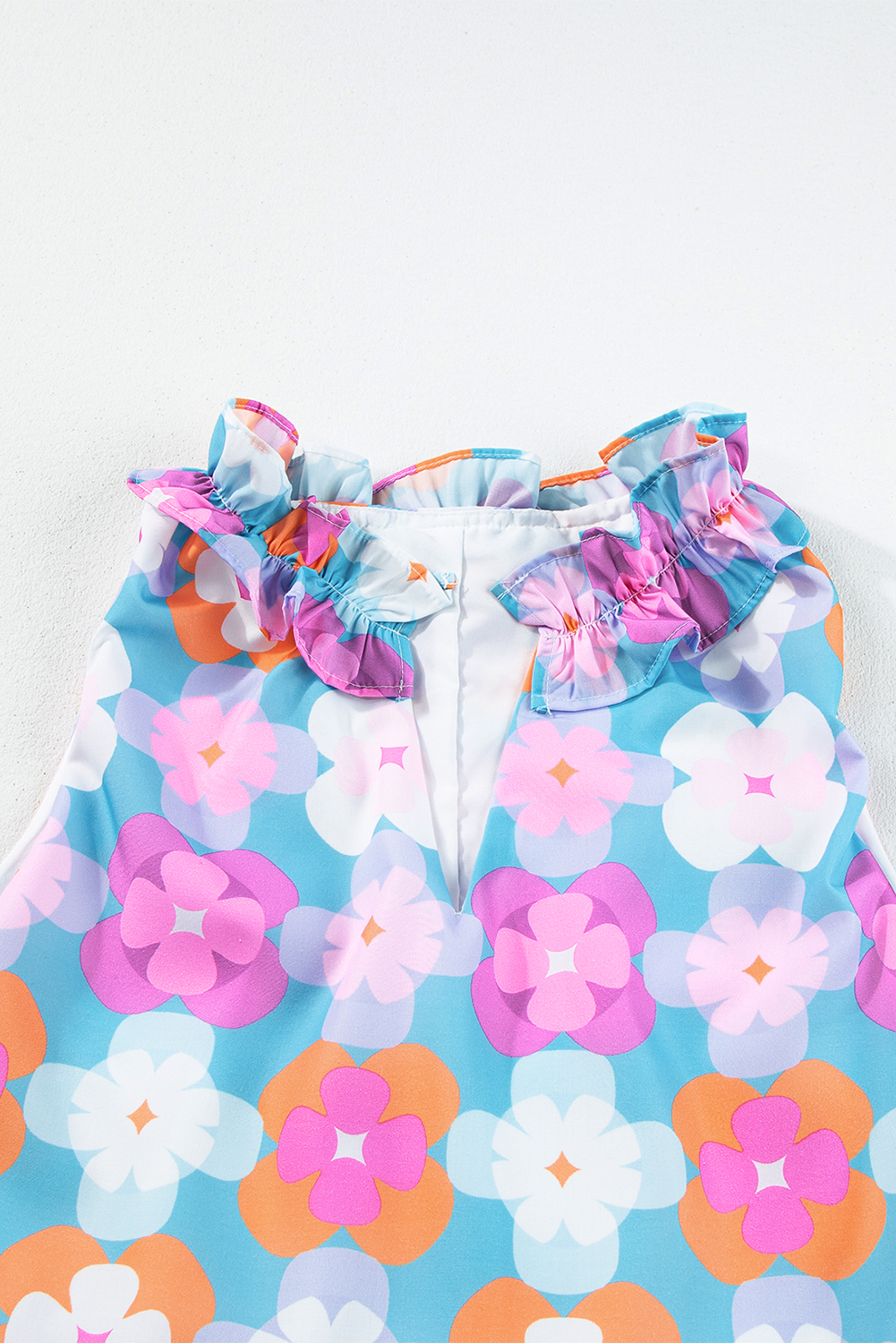 Flowing Floral Print Maxi Dress with V-Neck and Ruffled Neckline - Detail View 12 Flowing Floral Print Maxi Dress with V-Neck and Ruffled Neckline - Detail View 12