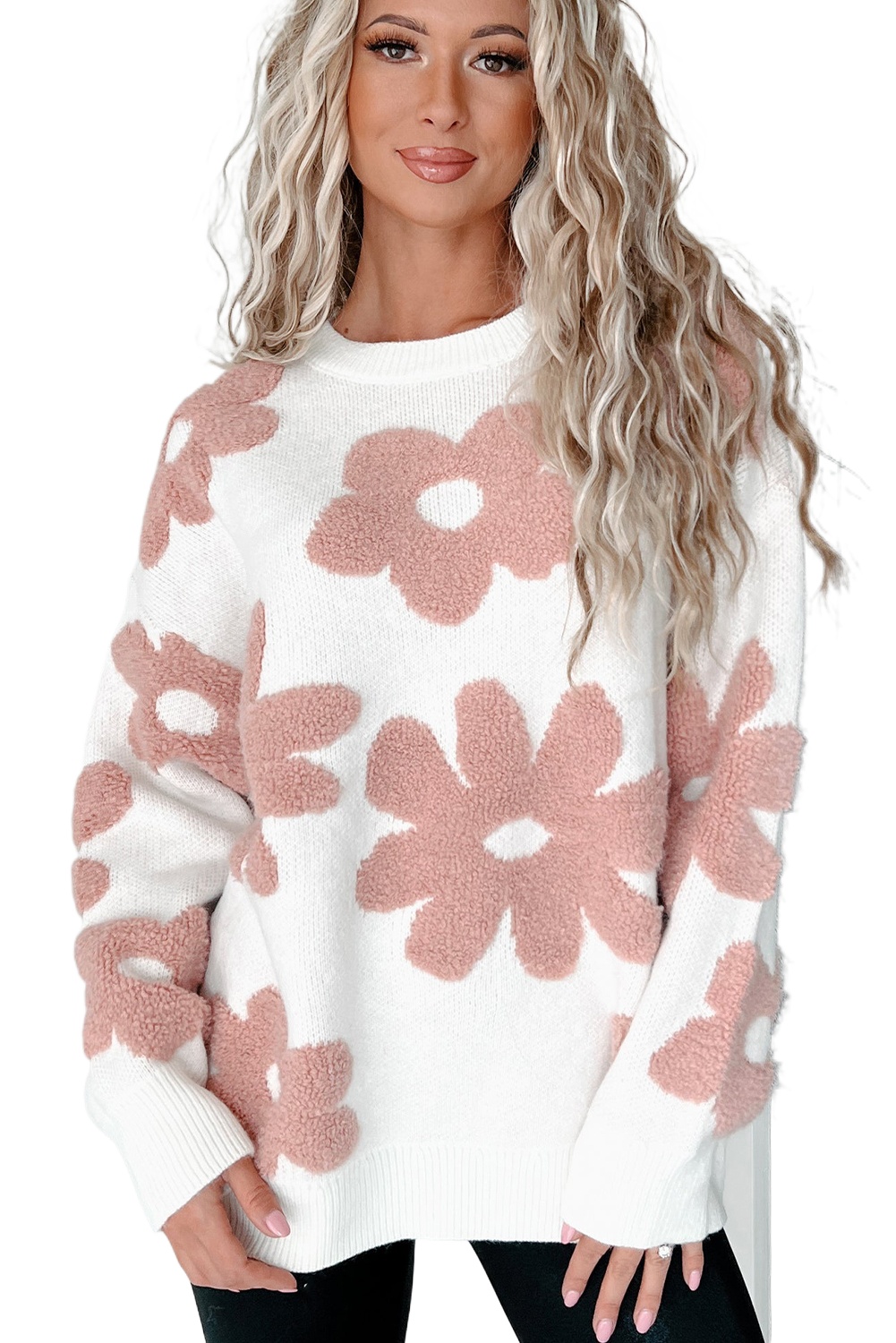 Stylish Long Sleeve Pullover: Casual Winter Sweater in White - Detail View 3 Stylish Long Sleeve Pullover: Casual Winter Sweater in White - Detail View 3