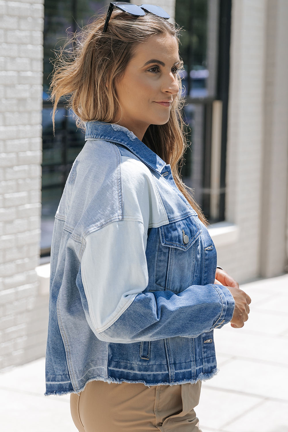 Trendy Colorblock Denim Shacket, Long Sleeve Casual Jacket - Detail View 3 Trendy Colorblock Denim Shacket, Long Sleeve Casual Jacket - Detail View 3