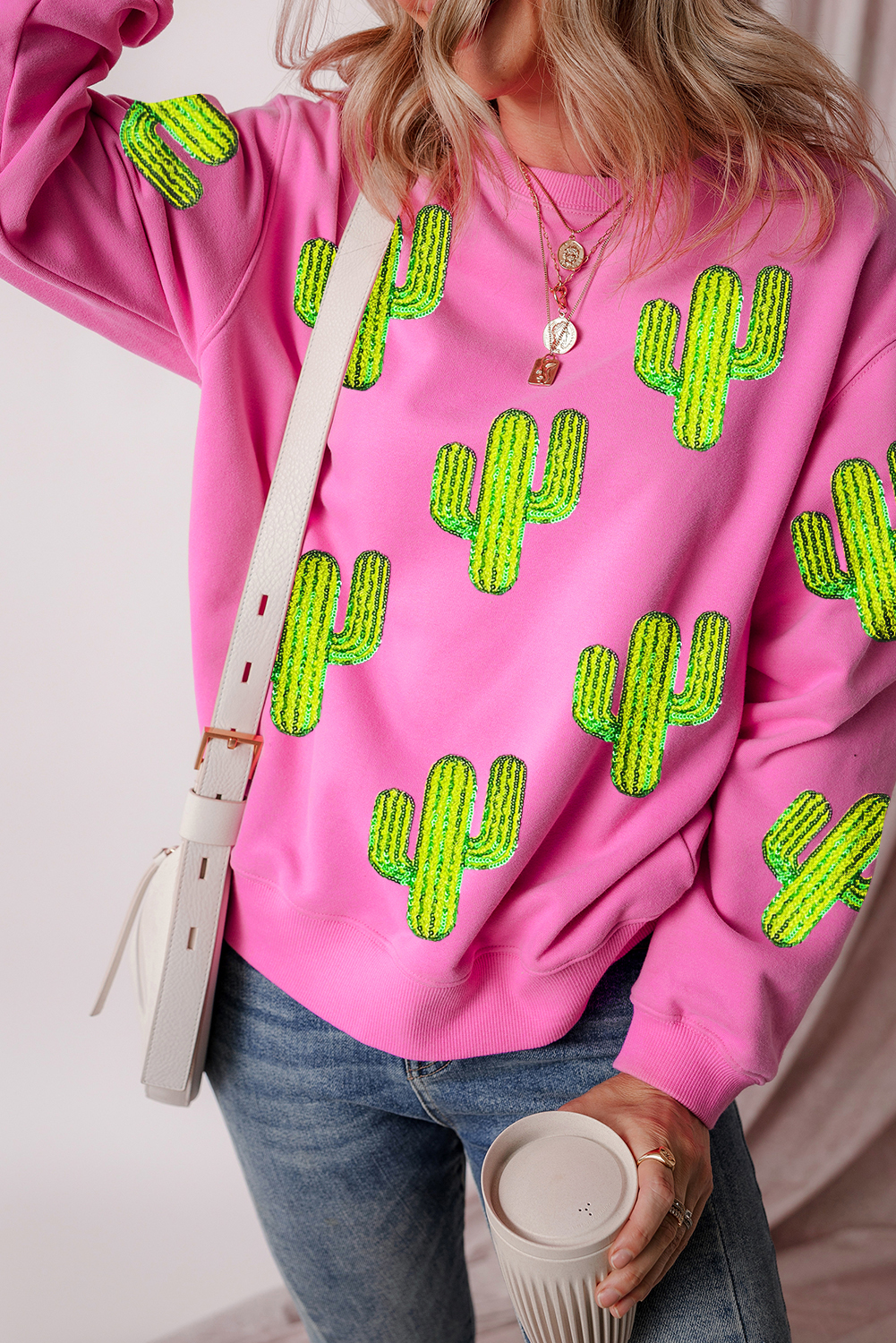 Stylish Western-Print Sequined Sweatshirt - Bonbon Cactus Pattern - Detail View 2 Stylish Western-Print Sequined Sweatshirt - Bonbon Cactus Pattern - Detail View 2