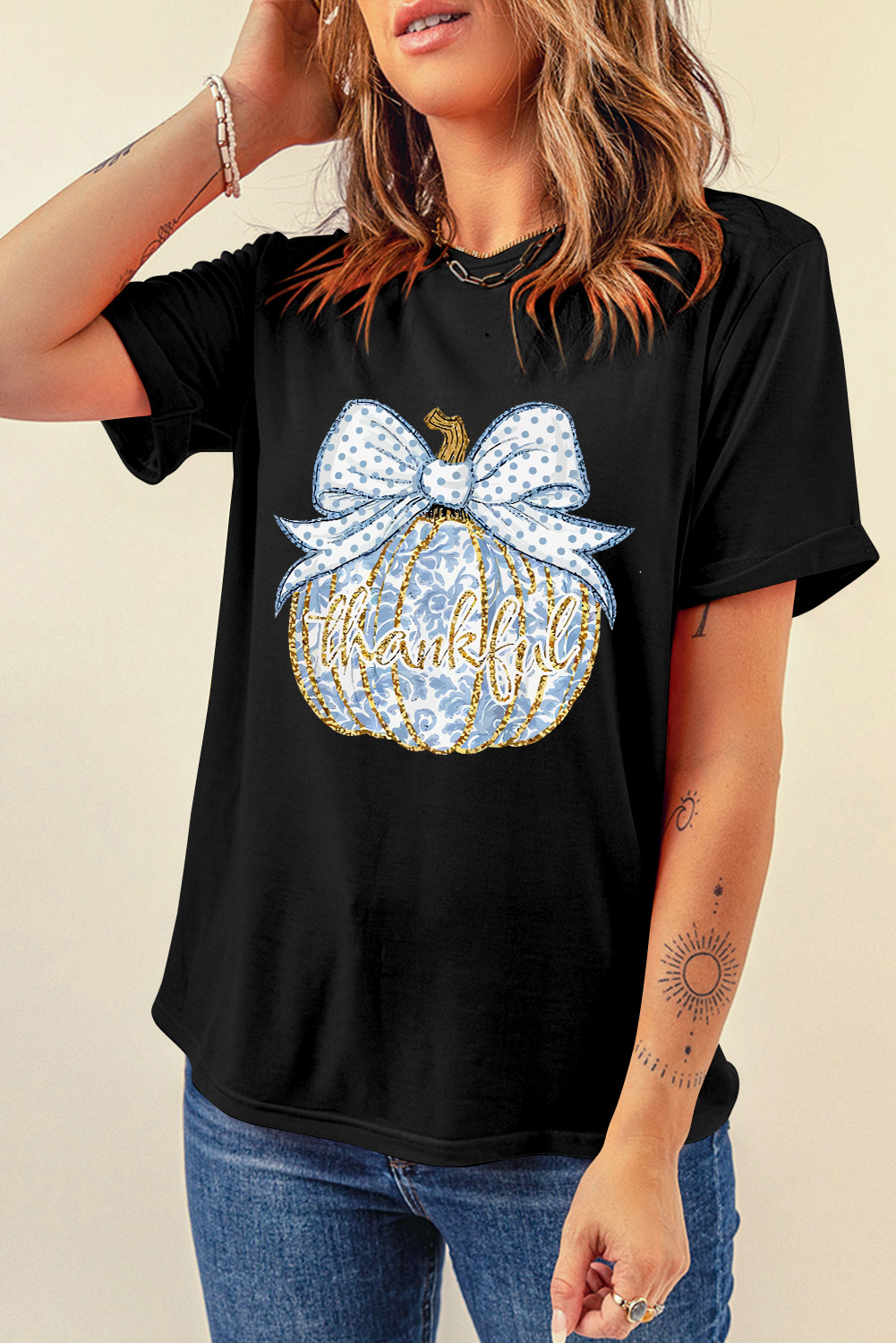 Women's T-Shirt, Black Graphic Tee, Polka Dot, Bow Knot, Thankful Pumpkin, Casual Style, Short Sleeve, Round Neck, Daily Wear, Thanksgiving Outfit, Trendy, Comfortable, Graphic Tees - Detail View 4 Women's T-Shirt, Black Graphic Tee, Polka Dot, Bow Knot, Thankful Pumpkin, Casual Style, Short Sleeve, Round Neck, Daily Wear, Thanksgiving Outfit, Trendy, Comfortable, Graphic Tees - Detail View 4