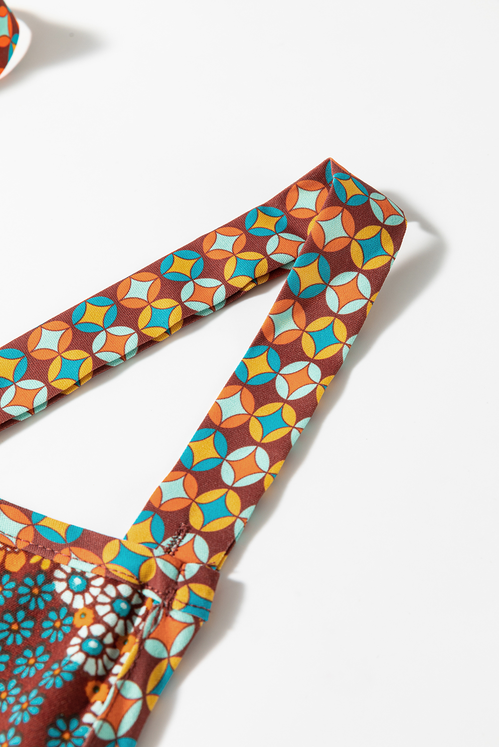 Women's Jumpsuit, Bohemian Style, Floral Print, Crossed Straps, Ankle-Length, Wide Leg Pants, High Waist, Casual Wear, Vacation Outfit, Everyday Fashion, Comfortable Fit, 100% Polyester, Trendy Design, Sleeveless Jumpsuit - Detail View 12 Women's Jumpsuit, Bohemian Style, Floral Print, Crossed Straps, Ankle-Length, Wide Leg Pants, High Waist, Casual Wear, Vacation Outfit, Everyday Fashion, Comfortable Fit, 100% Polyester, Trendy Design, Sleeveless Jumpsuit - Detail View 12