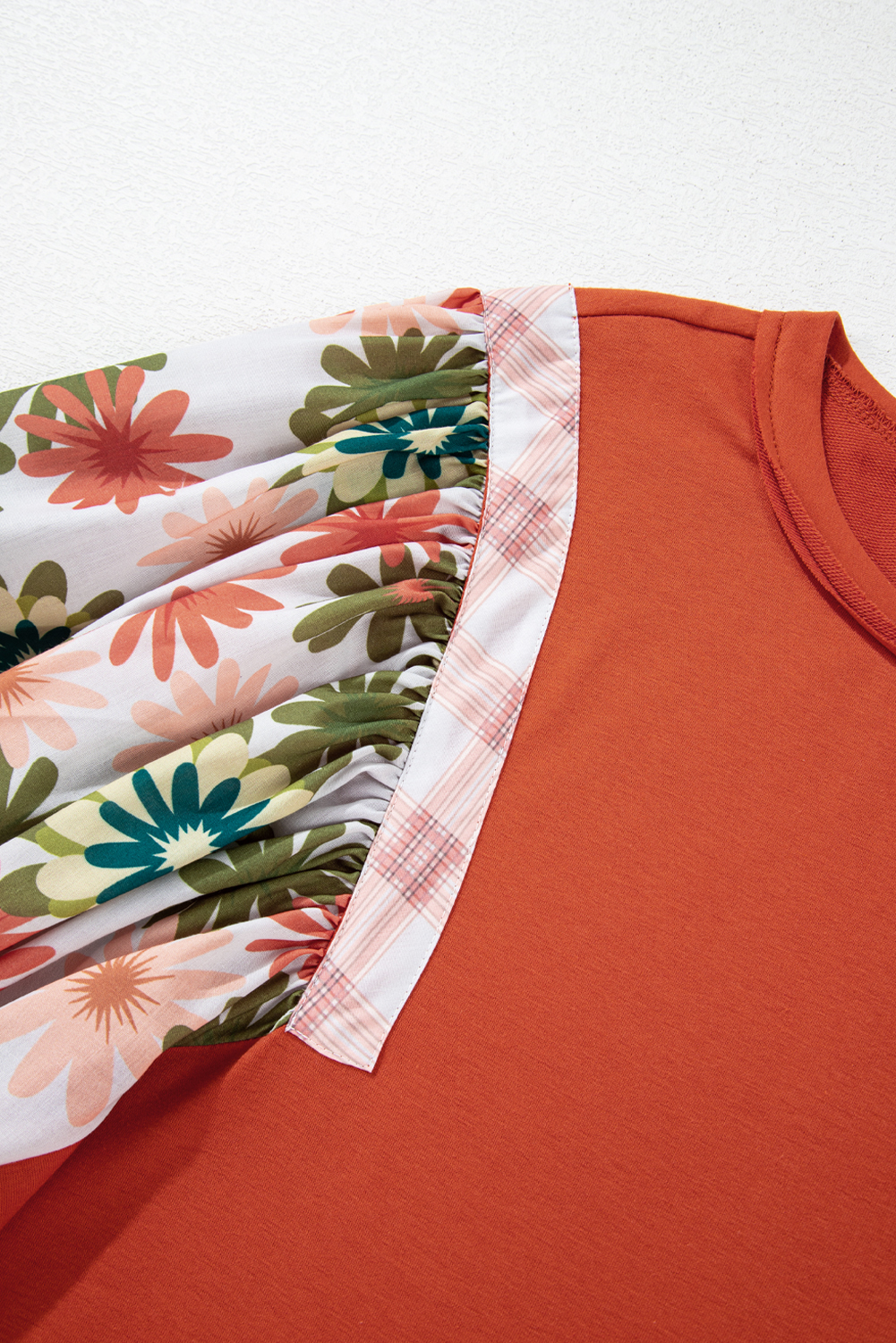 Chic Round Neck Blouse with Puff Sleeves - Floral Print for Daily Wear - Detail View 10 Chic Round Neck Blouse with Puff Sleeves - Floral Print for Daily Wear - Detail View 10