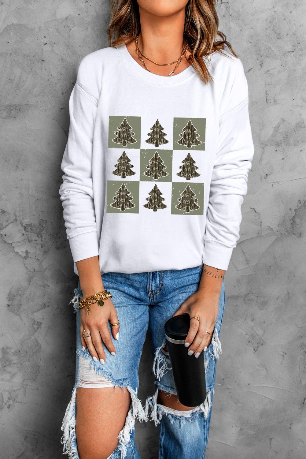 Stylish and Comfortable Beige Graphic Sweatshirt for Fall & Christmas Seasons - Detail View 7 Stylish and Comfortable Beige Graphic Sweatshirt for Fall & Christmas Seasons - Detail View 7