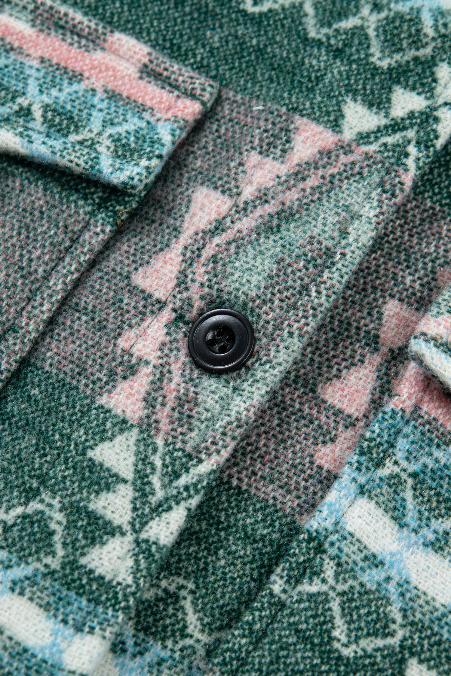 Women's Casual Aztec Shacket, Western Long Sleeve Outerwear - Detail View 10 Women's Casual Aztec Shacket, Western Long Sleeve Outerwear - Detail View 10