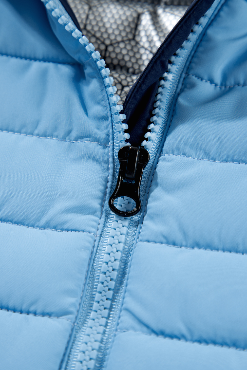 Women's Vest, Sky Blue, Puffer Vest, Quilted, Sleeveless, Casual Outerwear, Turn-Down Collar, Zipped Closure, Insulated, Daily Wear, Winter Fashion, Layering, Stylish, Comfortable, Solid Color, Outdoor Wear - Detail View 8 Women's Vest, Sky Blue, Puffer Vest, Quilted, Sleeveless, Casual Outerwear, Turn-Down Collar, Zipped Closure, Insulated, Daily Wear, Winter Fashion, Layering, Stylish, Comfortable, Solid Color, Outdoor Wear - Detail View 8