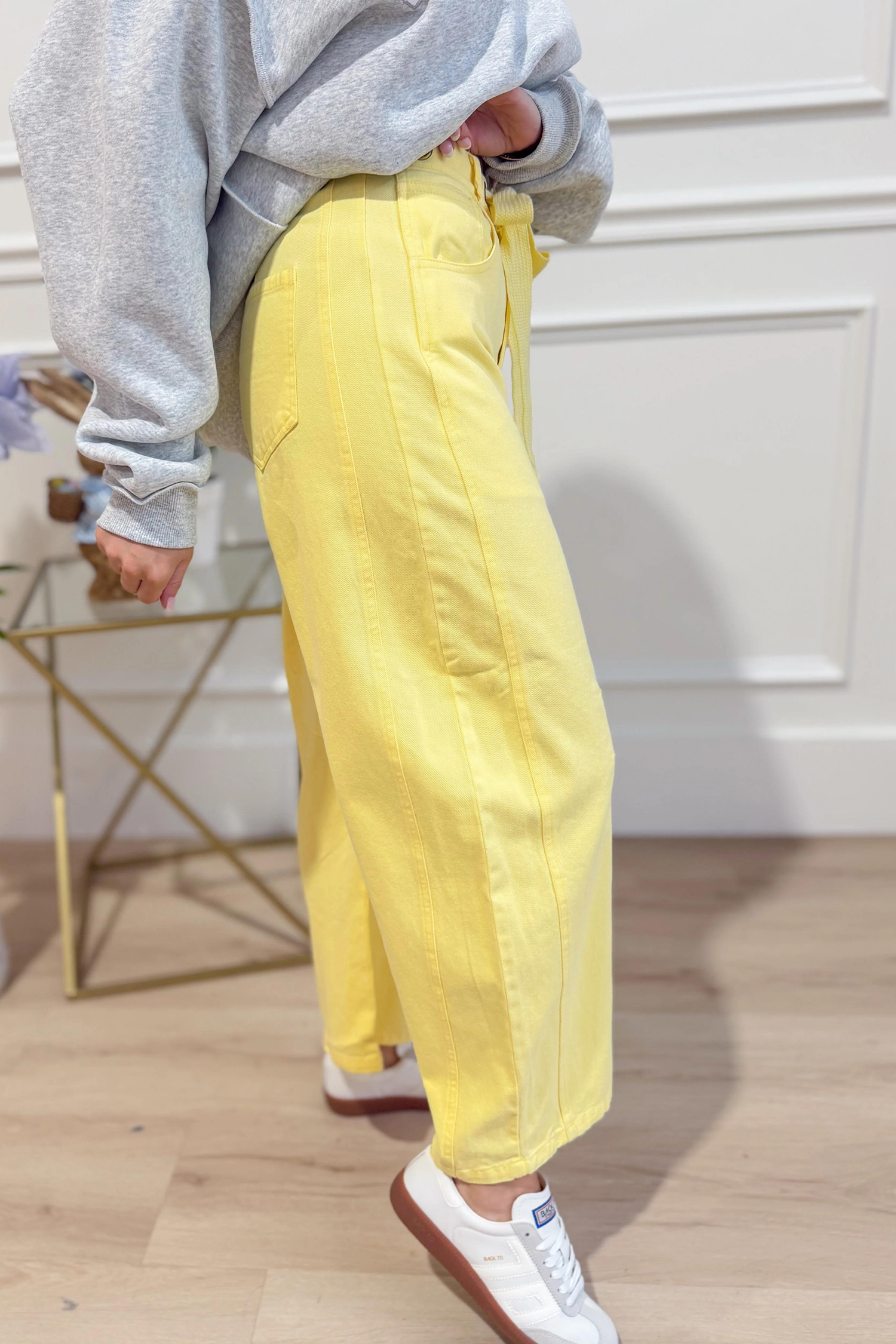 Women's Stretch Cotton Barrel Jeans, High Rise Pants - Detail View 6 Women's Stretch Cotton Barrel Jeans, High Rise Pants - Detail View 6