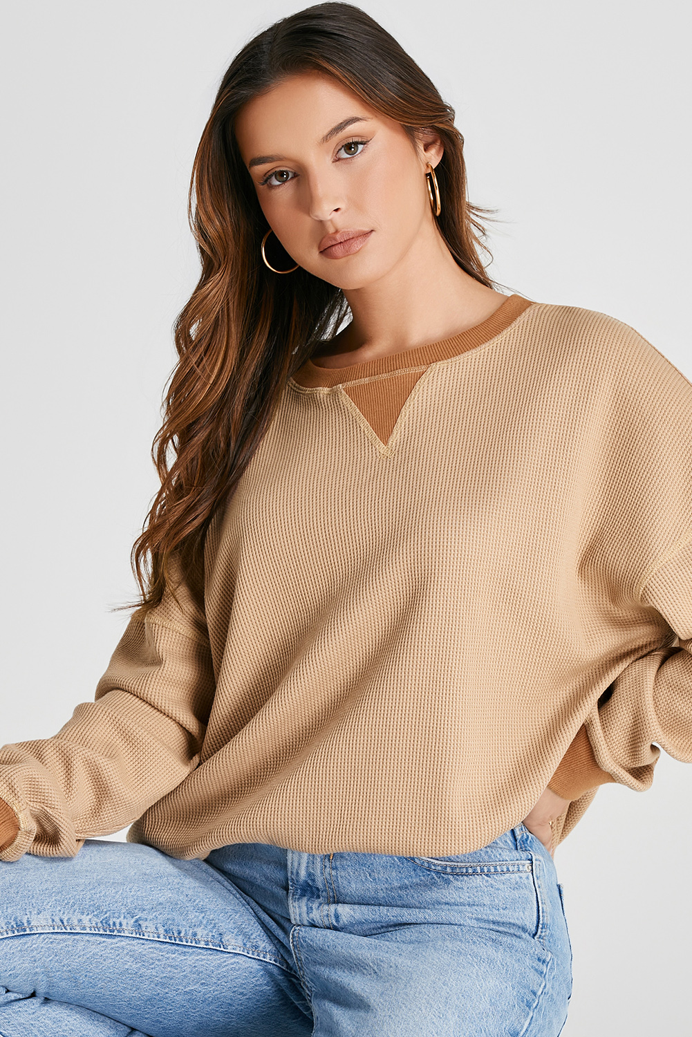 Cozy and Stylish Winter Essential - Women's Loose Fit Sweatshirt - Detail View 3 Cozy and Stylish Winter Essential - Women's Loose Fit Sweatshirt - Detail View 3