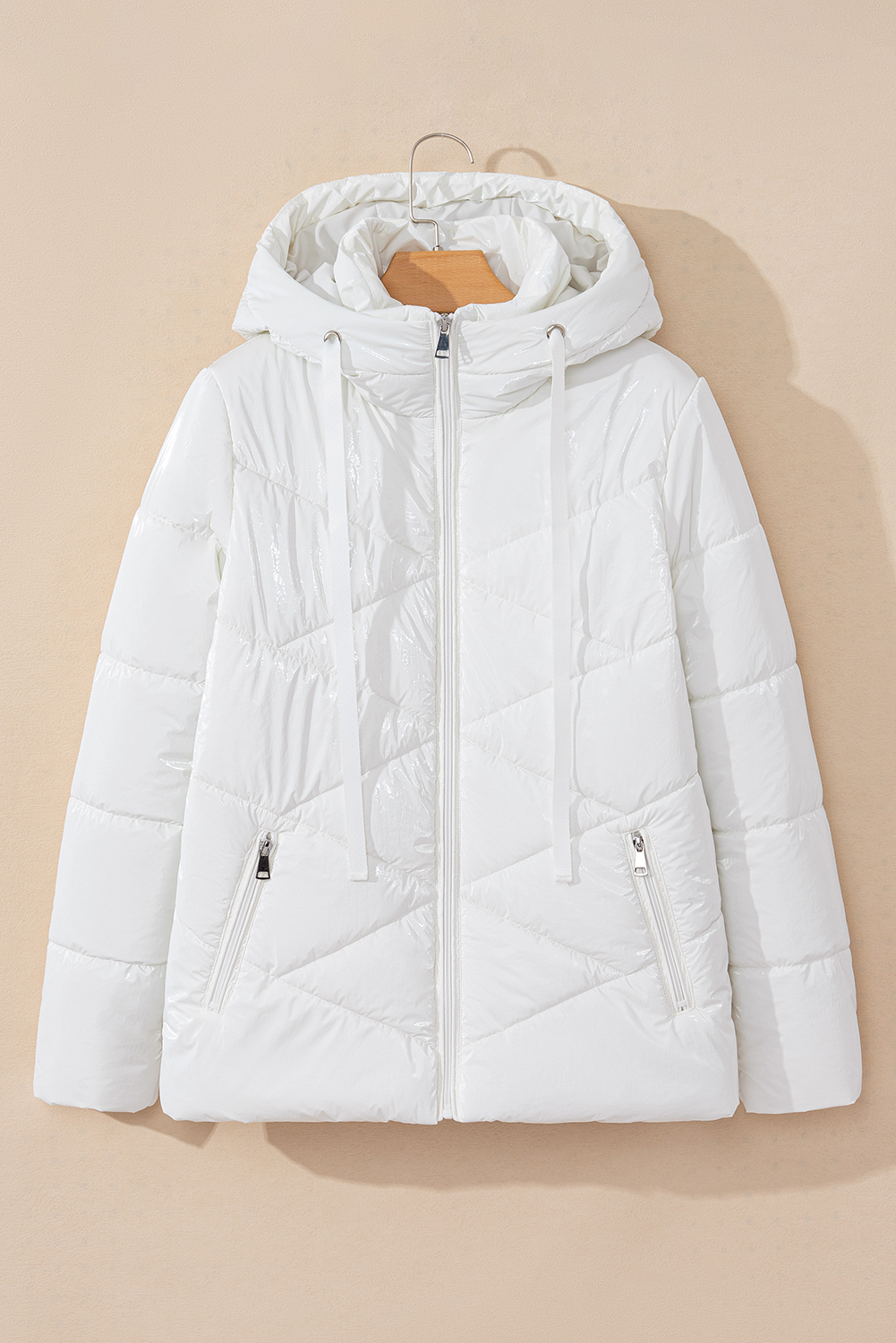 Casual Women's Zip Up Puffer Jacket - Insulated Hooded Winter Outerwear - Detail View 7 Casual Women's Zip Up Puffer Jacket - Insulated Hooded Winter Outerwear - Detail View 7