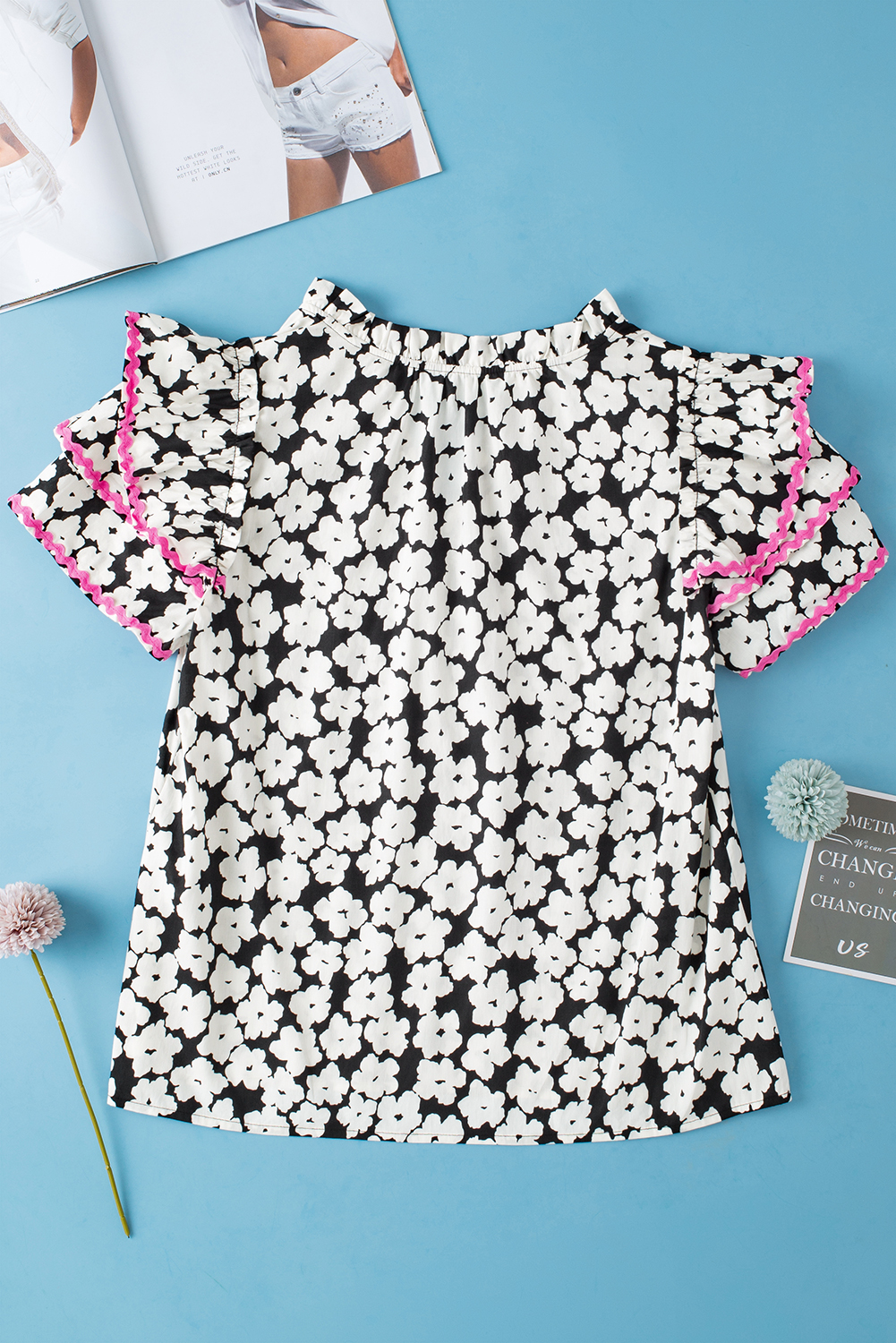 Elegant 100% Cotton Blouse - Perfect for Casual and Dressy Summer Occasions - Detail View 3 Elegant 100% Cotton Blouse - Perfect for Casual and Dressy Summer Occasions - Detail View 3
