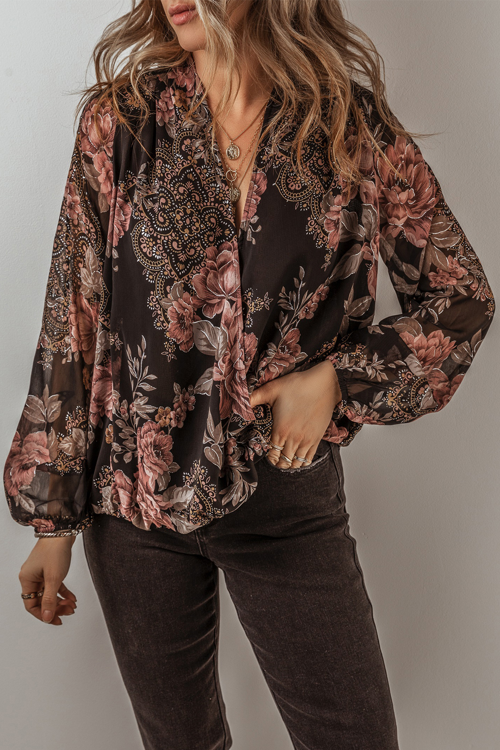 Chic and Casual Black Floral Blouse - Perfect for Spring Daily Wear - Detail View 3 Chic and Casual Black Floral Blouse - Perfect for Spring Daily Wear - Detail View 3