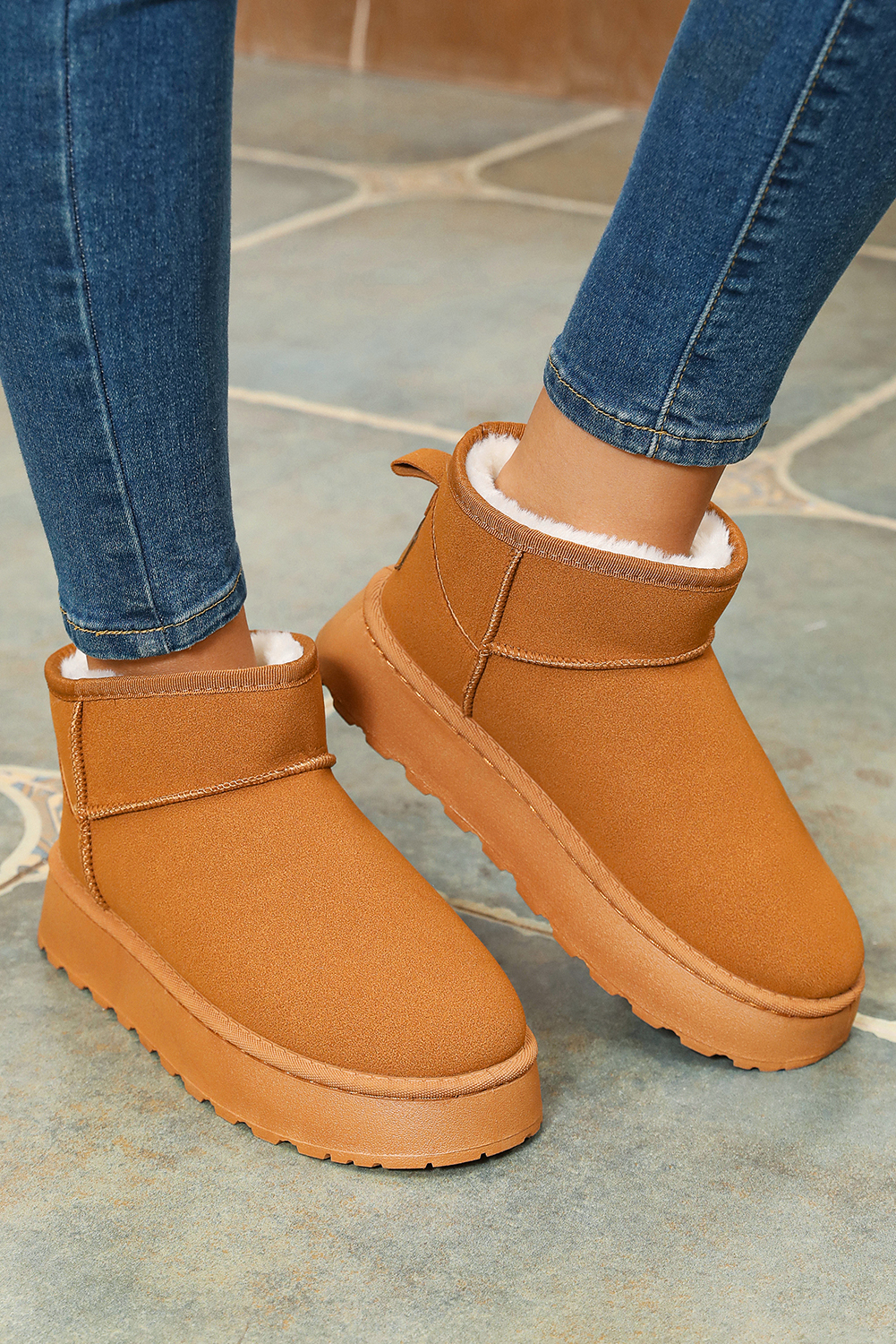 Women's Platform Snow Boots, Warm Fleece Lined Shoes - Detail View 5 Women's Platform Snow Boots, Warm Fleece Lined Shoes - Detail View 5