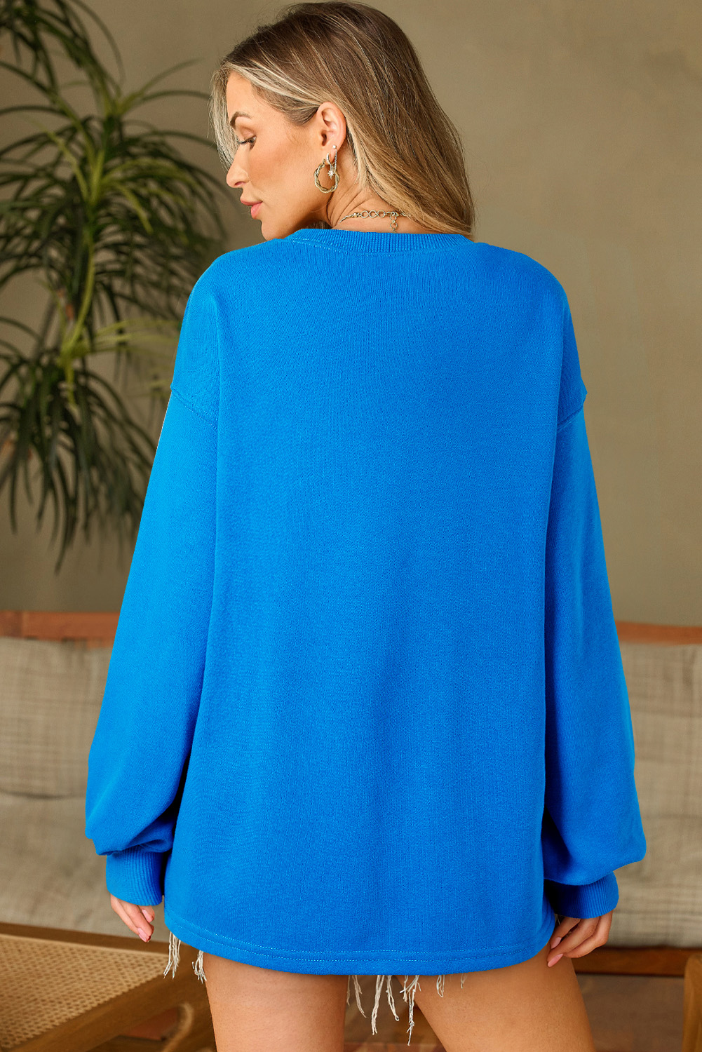 Casual Sky Blue Crew Neck Sweatshirt with Drop Shoulders for Everyday Wear - Detail View 2 Casual Sky Blue Crew Neck Sweatshirt with Drop Shoulders for Everyday Wear - Detail View 2