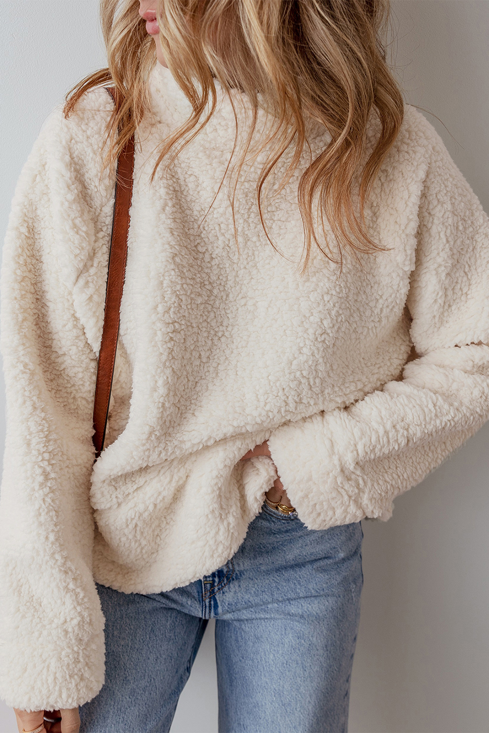 Women's Sweatshirt, White Pullover, Fleece Material, High Neck, Drop Shoulder, Casual Style, Winter Wear, Cozy, Comfortable, Solid Color, Versatile Layering, Daily Wear, Tops, Sweatshirts & Hoodies - Detail View 4 Women's Sweatshirt, White Pullover, Fleece Material, High Neck, Drop Shoulder, Casual Style, Winter Wear, Cozy, Comfortable, Solid Color, Versatile Layering, Daily Wear, Tops, Sweatshirts & Hoodies - Detail View 4