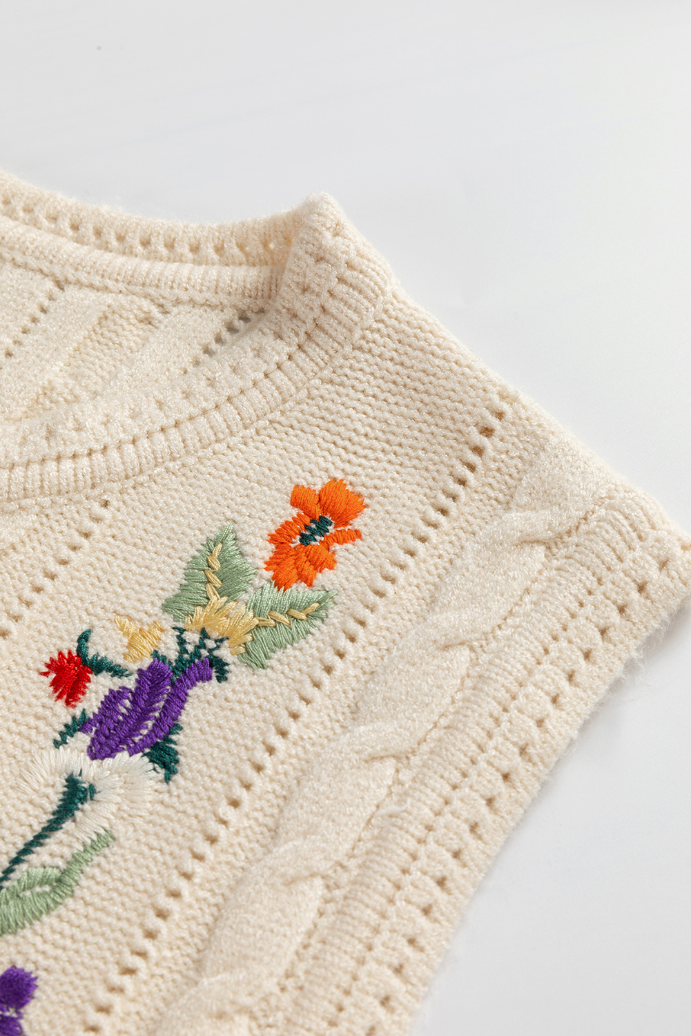Women's Sweater Vest, Jet Stream, Floral Embroidery, Cable Knit, Sleeveless, Casual Layering, Cozy Style, Fall Fashion, Everyday Wear, Elegant Design, Classic Texture, Polished Look, Tops, Sweaters & Cardigans - Detail View 16 Women's Sweater Vest, Jet Stream, Floral Embroidery, Cable Knit, Sleeveless, Casual Layering, Cozy Style, Fall Fashion, Everyday Wear, Elegant Design, Classic Texture, Polished Look, Tops, Sweaters & Cardigans - Detail View 16
