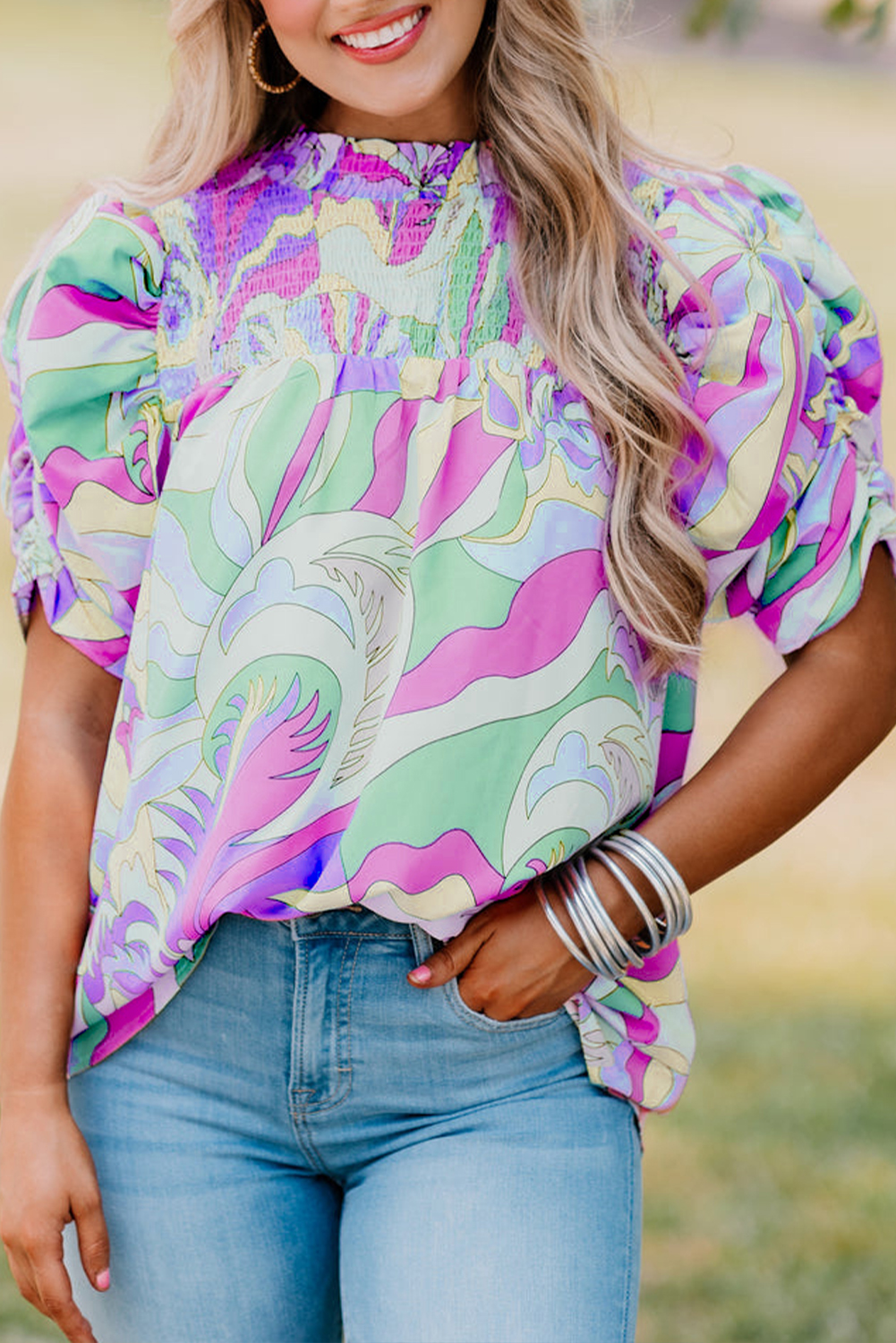 Casual Style: Green Short Sleeve Smock Blouse with Abstract Print - Detail View 2 Casual Style: Green Short Sleeve Smock Blouse with Abstract Print - Detail View 2