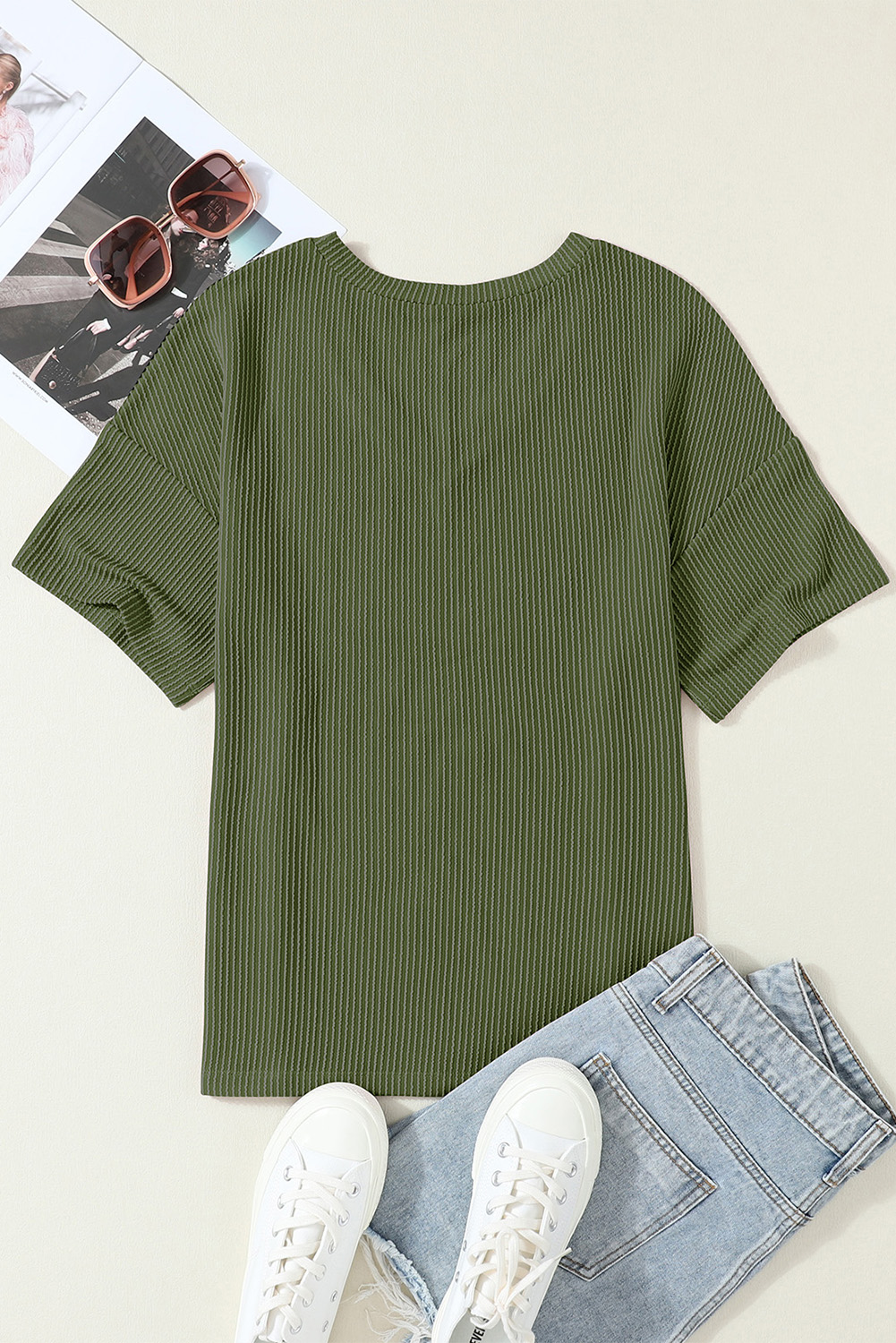 Jungle Green Pocket T-shirt, Women's Relaxed Casual Short Sleeve - Detail View 9 Jungle Green Pocket T-shirt, Women's Relaxed Casual Short Sleeve - Detail View 9