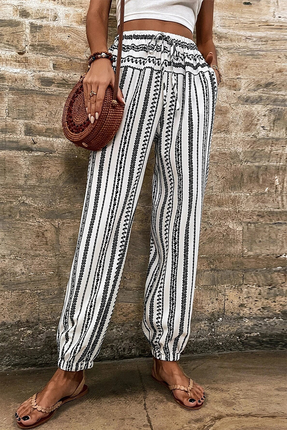 Trendy and Relaxed Fit Joggers - Black and White Striped Print with High Waist Design - Detail View 7 Trendy and Relaxed Fit Joggers - Black and White Striped Print with High Waist Design - Detail View 7
