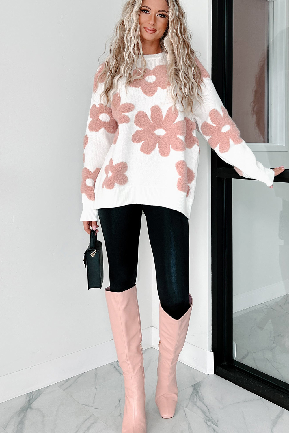 Stylish Long Sleeve Pullover: Casual Winter Sweater in White - Detail View 8 Stylish Long Sleeve Pullover: Casual Winter Sweater in White - Detail View 8