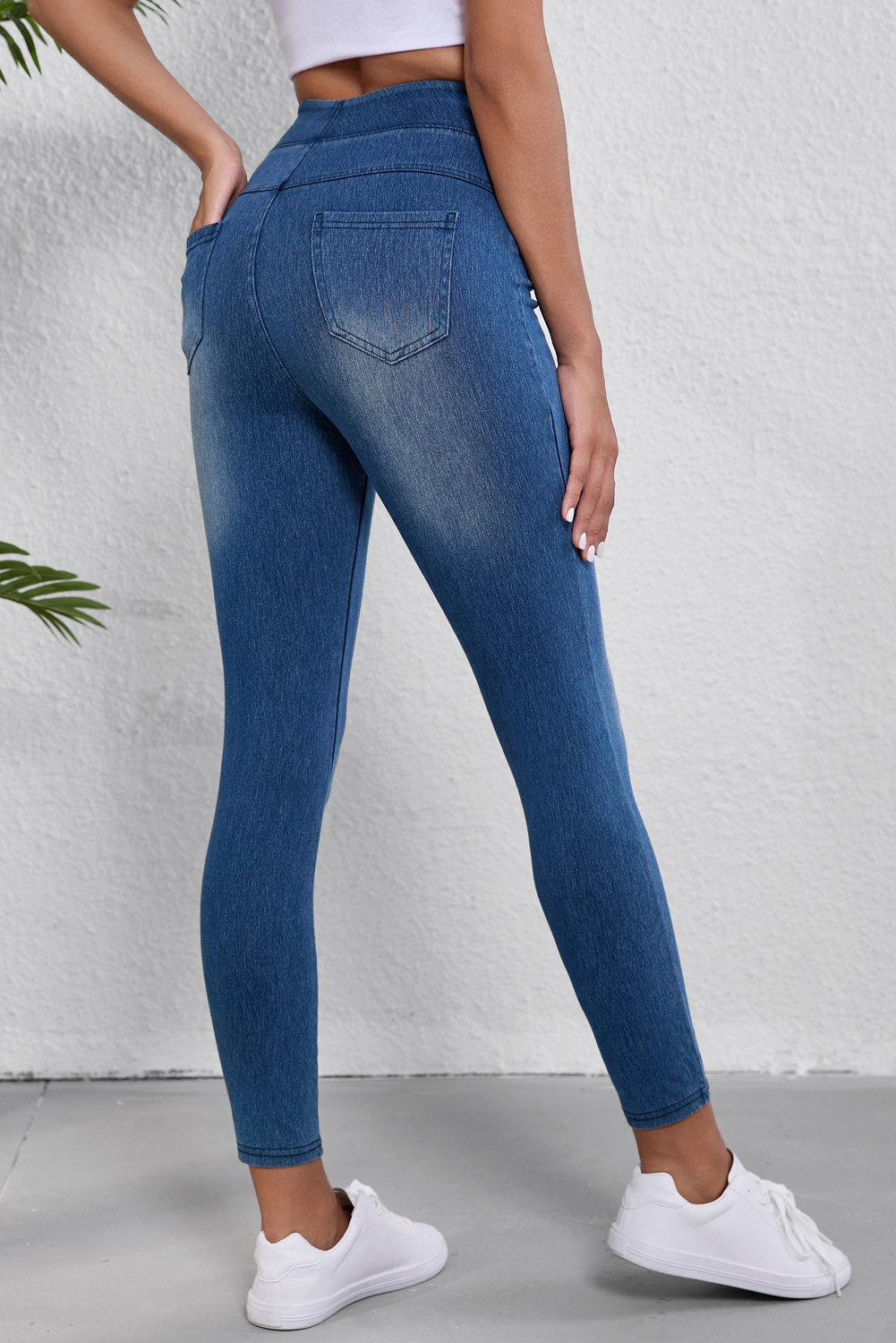 Casual Navy Blue Jeggings with Elastic Waist and Functional Pockets for Women - Detail View 2 Casual Navy Blue Jeggings with Elastic Waist and Functional Pockets for Women - Detail View 2