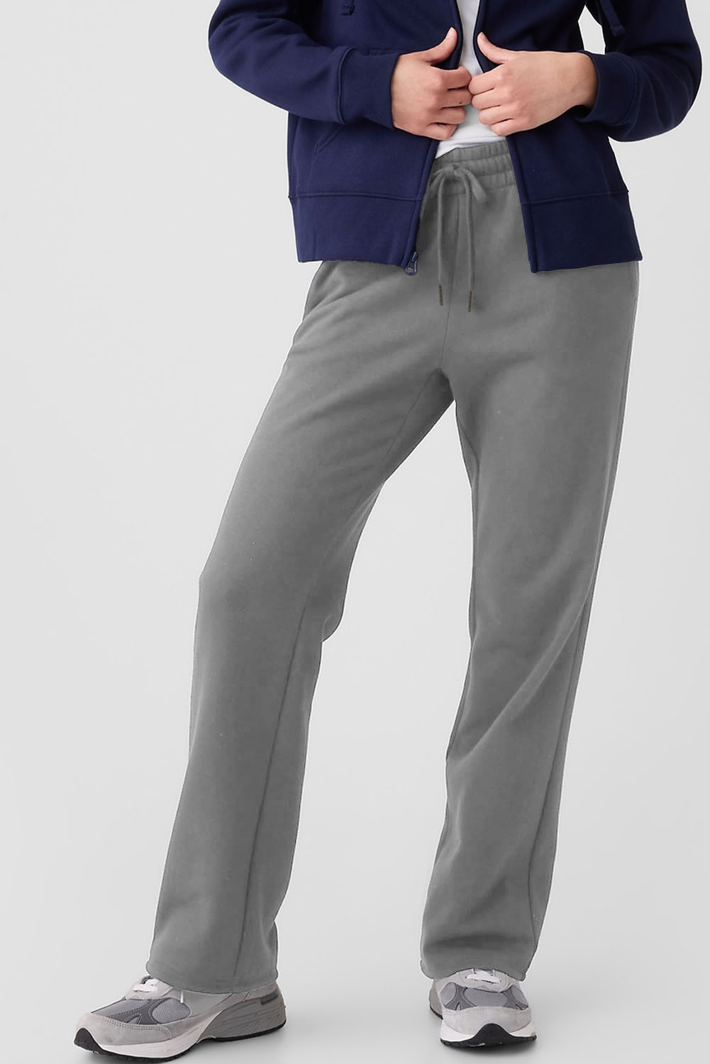 Versatile and Timeless Fashion - Light Grey Casual Pants with Plush Fleece Lining - Detail View 3 Versatile and Timeless Fashion - Light Grey Casual Pants with Plush Fleece Lining - Detail View 3