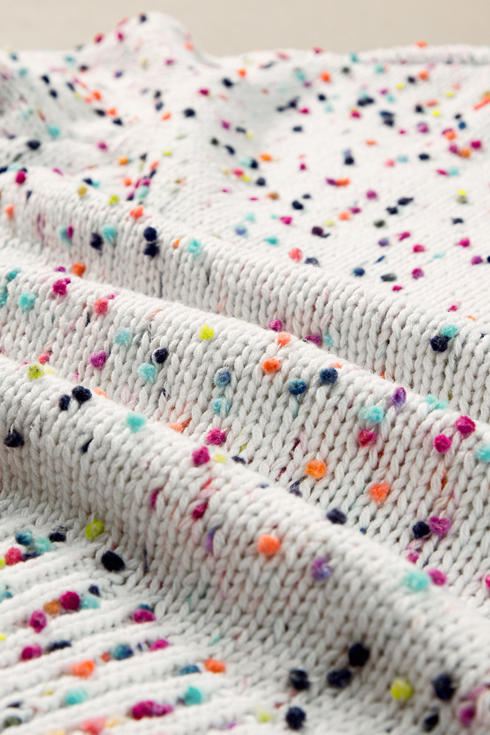 Flattering Fit Sweater Cardigan - Perfect for Casual Winter Wear - Detail View 13 Flattering Fit Sweater Cardigan - Perfect for Casual Winter Wear - Detail View 13