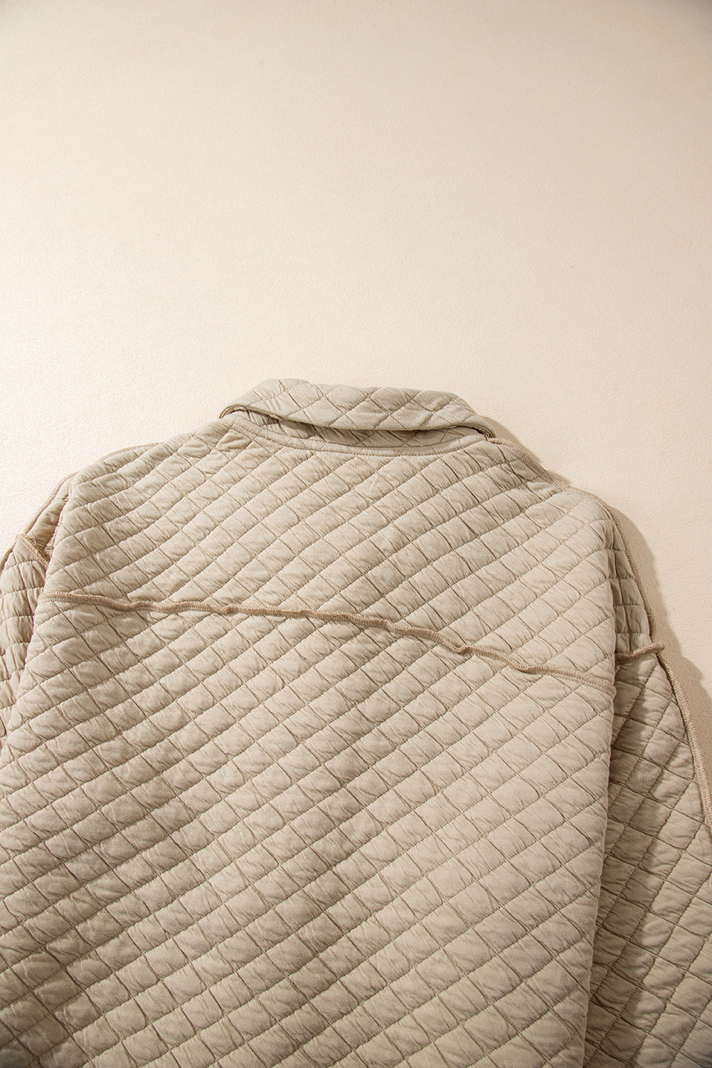 Stay warm and stylish with this Women's Jet Stream Solid Color Quilted Puffer Buttoned Shacket. The puffer construction provides added warmth and comfort, while the solid color design adds a trendy and classic touch. The classic shirt collar and long sleeves give a timeless look, making it suitable for daily wear. The quilted pattern and textures create a captivating appearance, making it a must-have for your fall and autumn wardrobe. The 95% polyester and 5% elastane fabric ensures durability and flexibility. Pair it with your favorite jeans and boots for a chic and cozy outfit. - Detail View 14 Stay warm and stylish with this Women's Jet Stream Solid Color Quilted Puffer Buttoned Shacket. The puffer construction provides added warmth and comfort, while the solid color design adds a trendy and classic touch. The classic shirt collar and long sleeves give a timeless look, making it suitable for daily wear. The quilted pattern and textures create a captivating appearance, making it a must-have for your fall and autumn wardrobe. The 95% polyester and 5% elastane fabric ensures durability and flexibility. Pair it with your favorite jeans and boots for a chic and cozy outfit. - Detail View 14