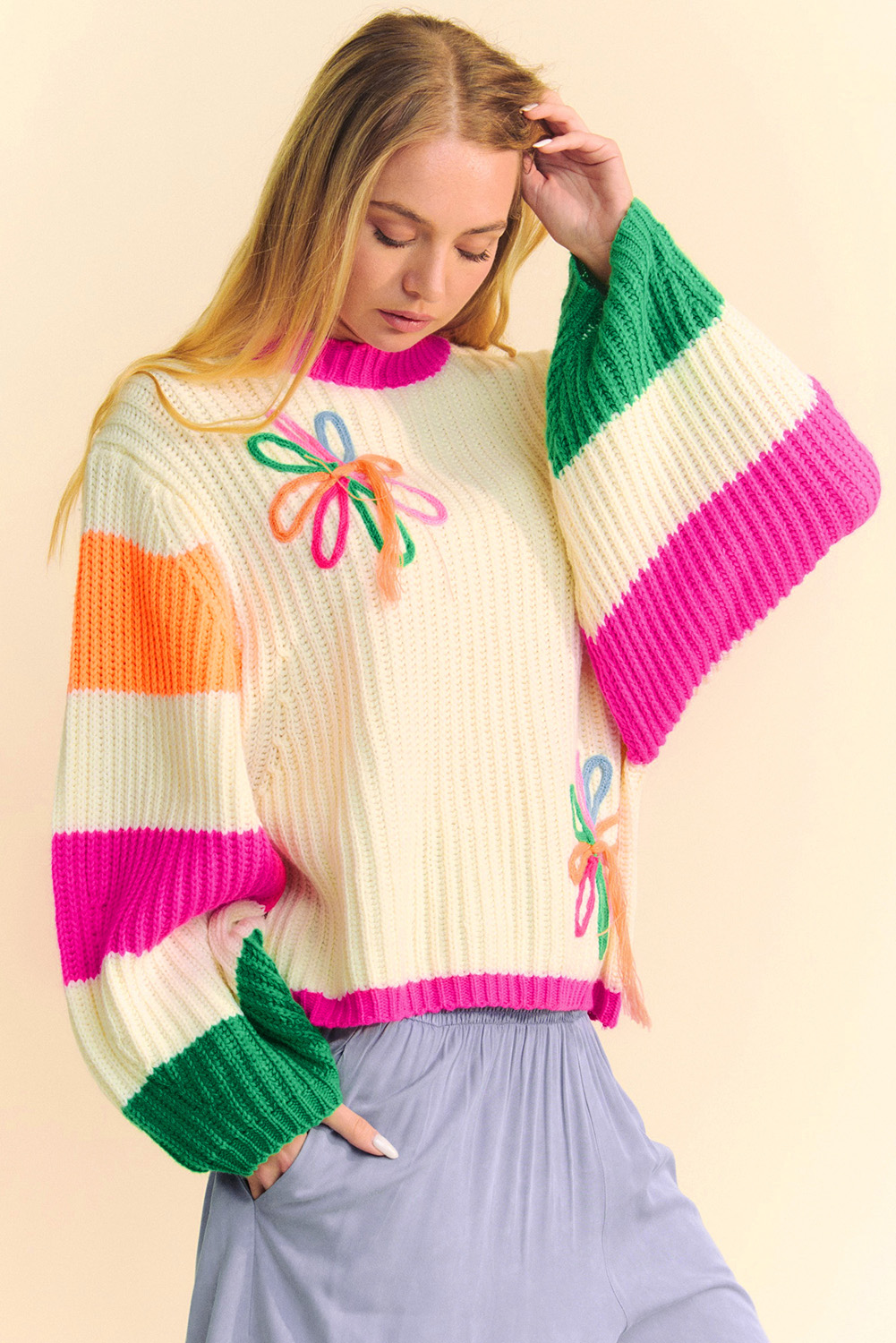 Women's Sweater, Beige Colorblock, Flower Print, Cable Knit, Loose Fit, Cozy, Casual, Long Sleeve, Round Neck, Winter Fashion, Everyday Wear, Floral Pattern, Stylish Design, Soft Acrylic - Detail View 4 Women's Sweater, Beige Colorblock, Flower Print, Cable Knit, Loose Fit, Cozy, Casual, Long Sleeve, Round Neck, Winter Fashion, Everyday Wear, Floral Pattern, Stylish Design, Soft Acrylic - Detail View 4