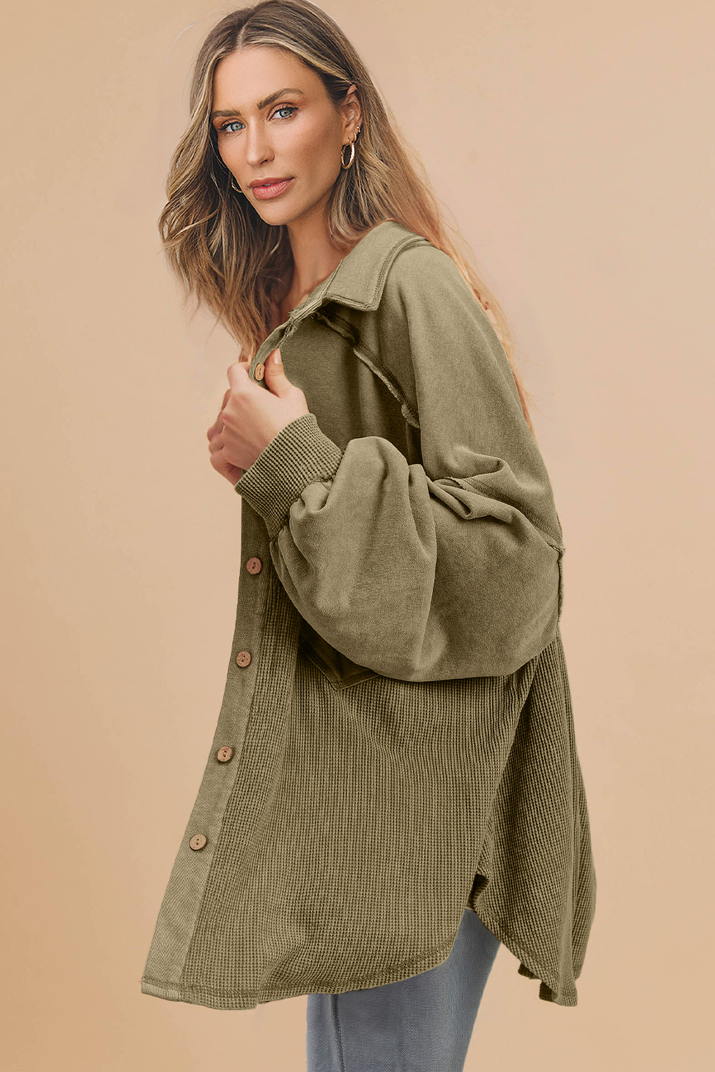 Fall and Autumn Must-Have: Oversized Buttoned Shacket for Women - Moss Green - Detail View 3 Fall and Autumn Must-Have: Oversized Buttoned Shacket for Women - Moss Green - Detail View 3