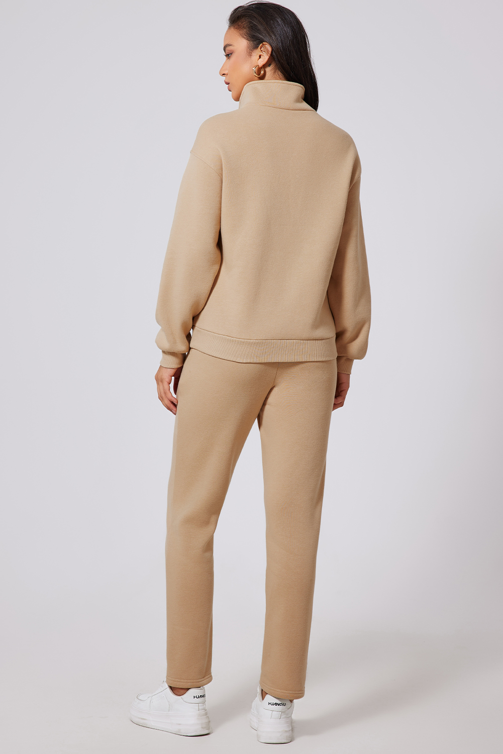 Chic Winter Activewear Set: Parchment Solid Color - Detail View 2 Chic Winter Activewear Set: Parchment Solid Color - Detail View 2
