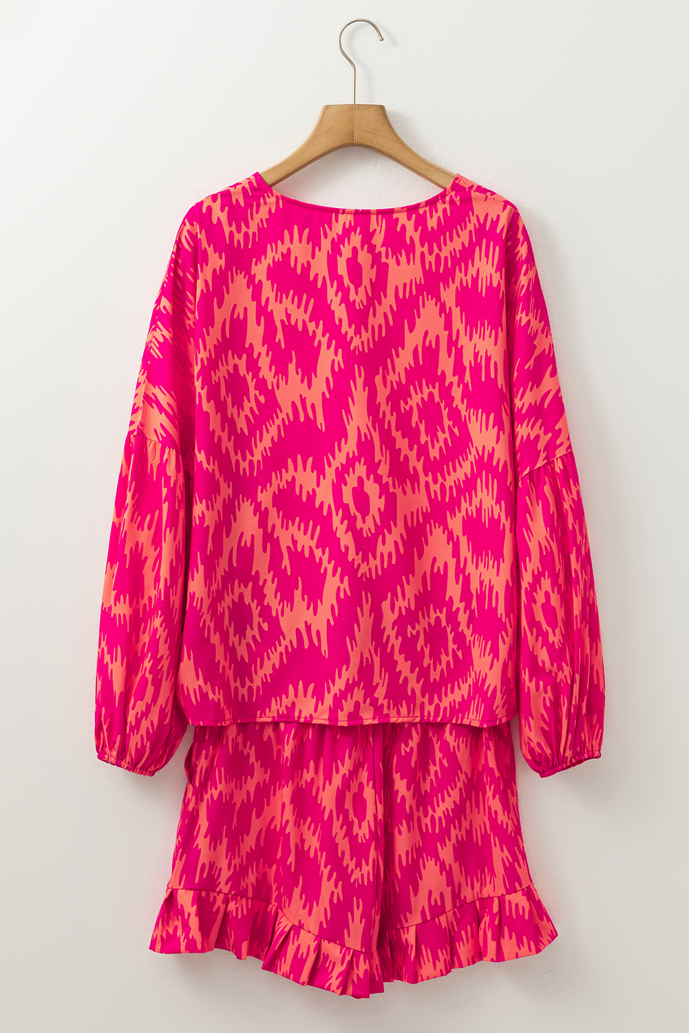 Stylish V Neck Drop Shoulder Top and Ruffled Shorts for Vacation - Aztec Print - Detail View 11 Stylish V Neck Drop Shoulder Top and Ruffled Shorts for Vacation - Aztec Print - Detail View 11