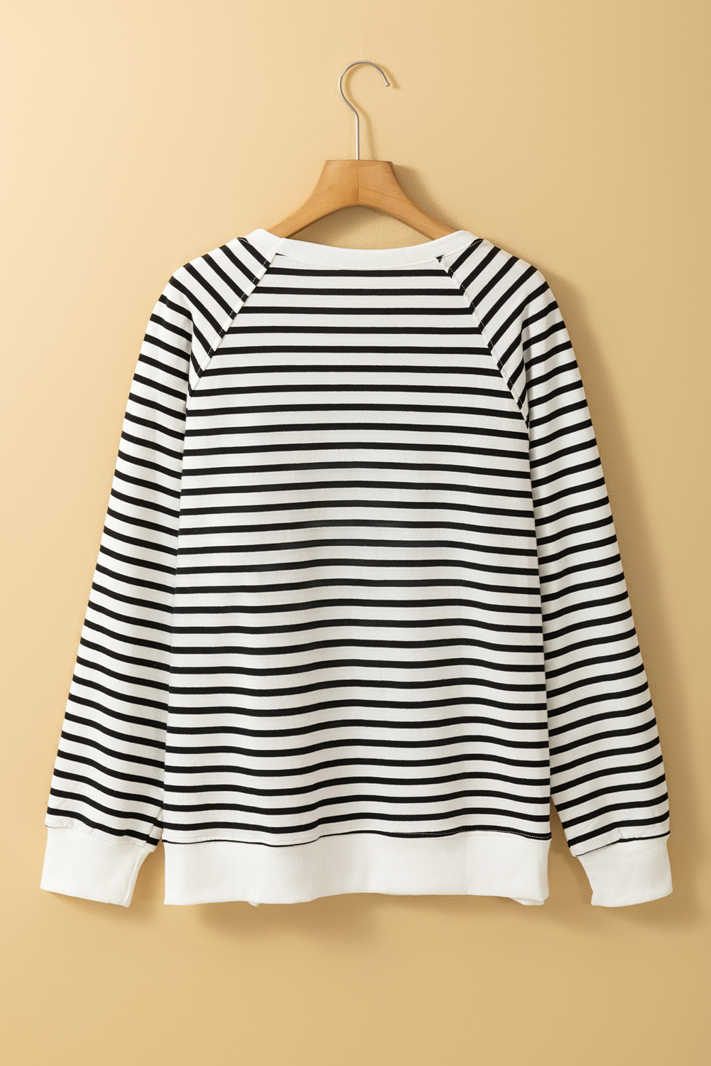 Comfortable and Stylish Black Stripe Loose Fit Sweatshirt for Women - Detail View 8 Comfortable and Stylish Black Stripe Loose Fit Sweatshirt for Women - Detail View 8