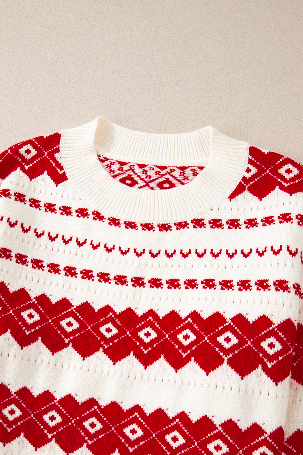 Women's Sweater, White, Geometric Pattern, Crew Neck, Loose Fit, Casual, Cozy, Winter Wear, Daily Wear, Classic Style, Long Sleeves, Knit Material, Soft, Comfortable, Versatile, Stripe Pattern, Red Accents, Holiday Inspiration, Fashion Trend - Detail View 8 Women's Sweater, White, Geometric Pattern, Crew Neck, Loose Fit, Casual, Cozy, Winter Wear, Daily Wear, Classic Style, Long Sleeves, Knit Material, Soft, Comfortable, Versatile, Stripe Pattern, Red Accents, Holiday Inspiration, Fashion Trend - Detail View 8