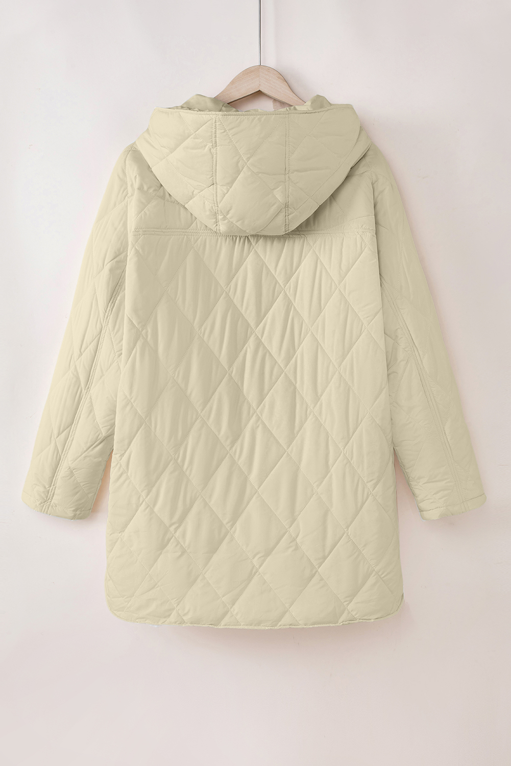Stylish and Insulating Beige Hooded Coat - Perfect for Winter Daily Wear - Detail View 15 Stylish and Insulating Beige Hooded Coat - Perfect for Winter Daily Wear - Detail View 15