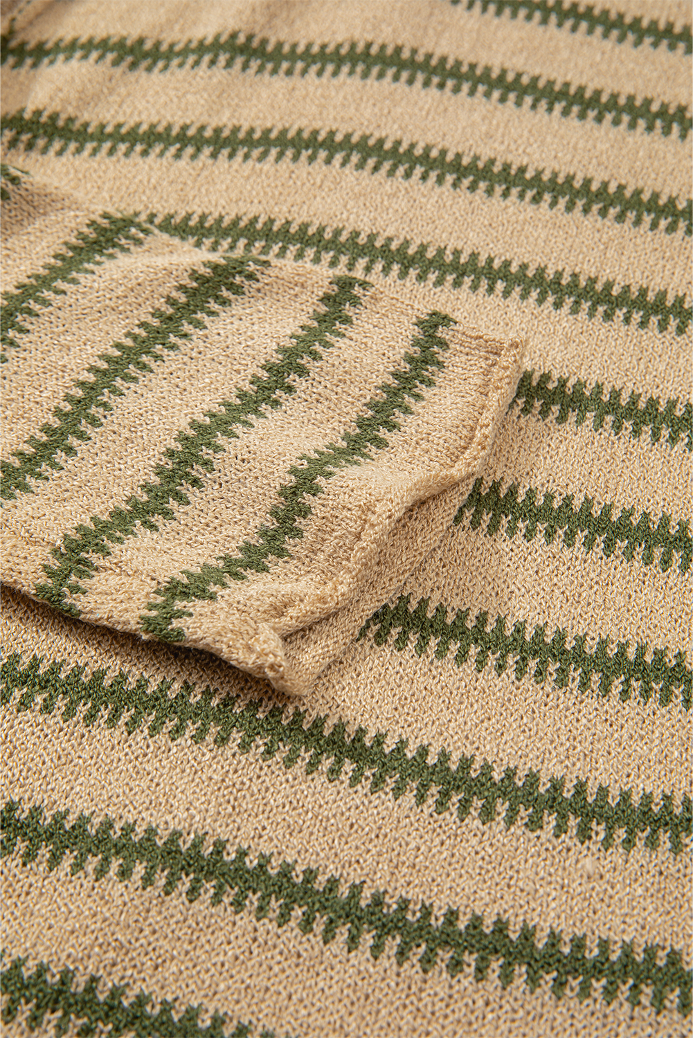 Cozy Fall & Autumn Women's Knit Sweater with Round Neck and Long Sleeves - Detail View 7 Cozy Fall & Autumn Women's Knit Sweater with Round Neck and Long Sleeves - Detail View 7