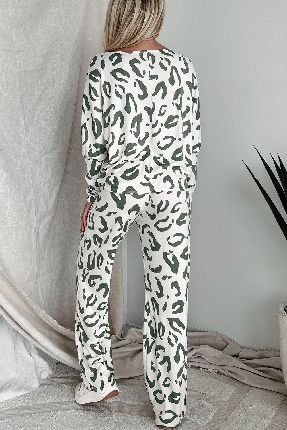 Comfortable Home and Casual Outings Loungewear Set - Beige Leopard Print - Detail View 3 Comfortable Home and Casual Outings Loungewear Set - Beige Leopard Print - Detail View 3