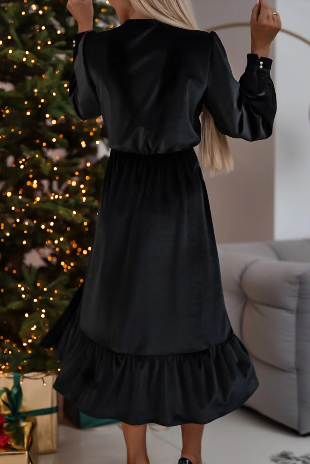 Sophisticated High-Waisted Velvet Dress - Black V Neck with Button Detailing and Split Design - Detail View 3 Sophisticated High-Waisted Velvet Dress - Black V Neck with Button Detailing and Split Design - Detail View 3