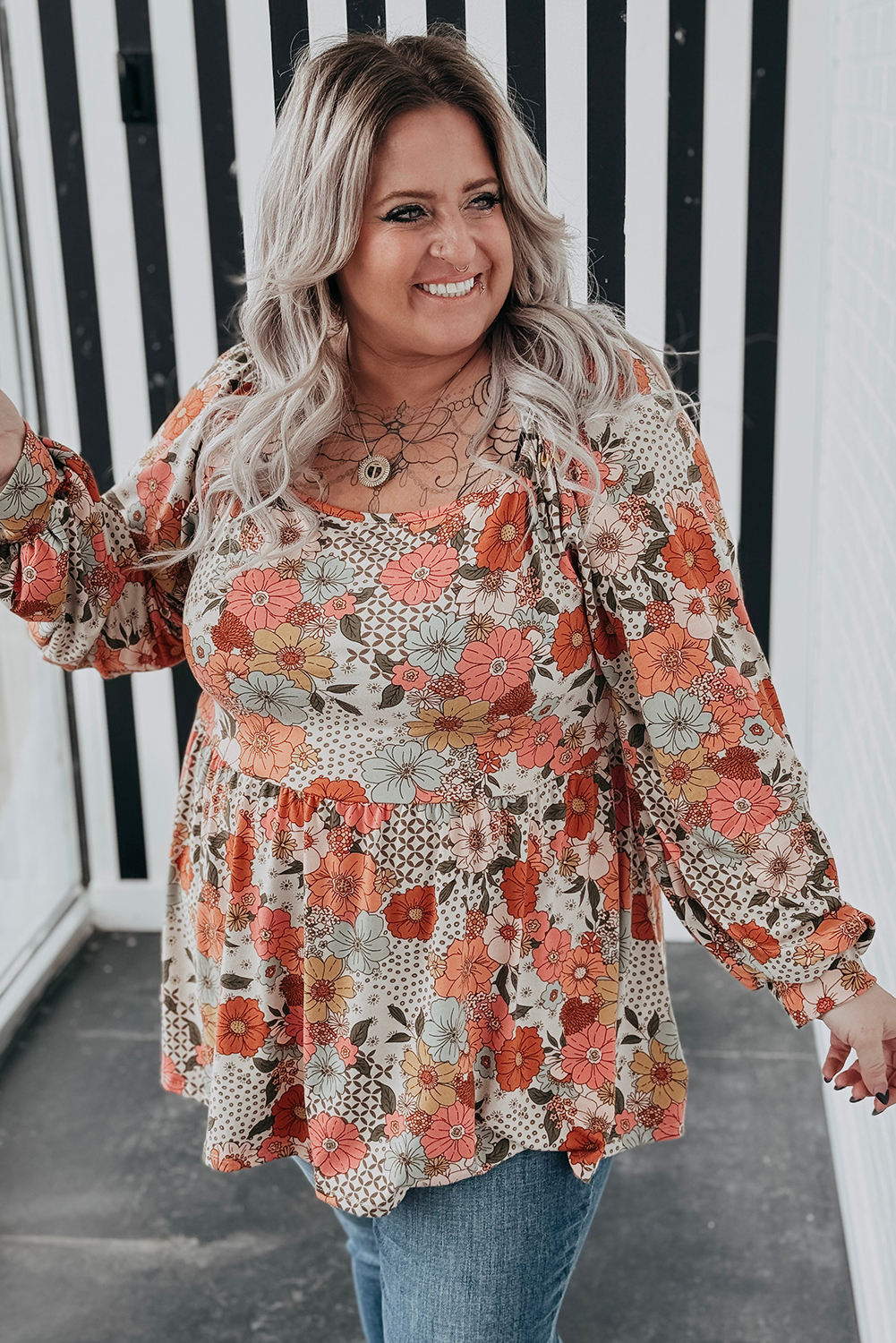 Add a touch of femininity to your wardrobe with this Khaki Plus Size Flower Print Square Neck Peplum Blouse. The flattering square neck design and stylish peplum silhouette accentuate your waist, creating a chic and sophisticated look. The long sleeves add a touch of elegance, while the captivating floral pattern and textures bring a fresh and playful touch to your outfit. Made from a comfortable blend of 95% polyester and 5% elastane, this blouse is perfect for daily wear. Pair it with your favorite jeans or skirt for a confident and stylish look. - Detail View 4 Add a touch of femininity to your wardrobe with this Khaki Plus Size Flower Print Square Neck Peplum Blouse. The flattering square neck design and stylish peplum silhouette accentuate your waist, creating a chic and sophisticated look. The long sleeves add a touch of elegance, while the captivating floral pattern and textures bring a fresh and playful touch to your outfit. Made from a comfortable blend of 95% polyester and 5% elastane, this blouse is perfect for daily wear. Pair it with your favorite jeans or skirt for a confident and stylish look. - Detail View 4