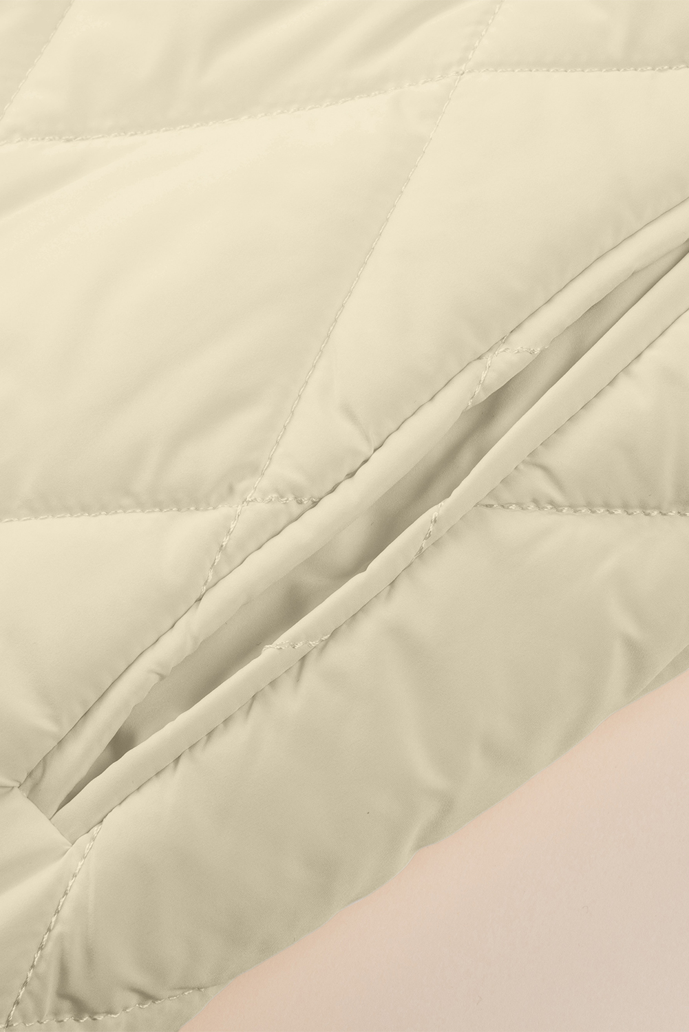 Stylish and Insulating Beige Hooded Coat - Perfect for Winter Daily Wear - Detail View 19 Stylish and Insulating Beige Hooded Coat - Perfect for Winter Daily Wear - Detail View 19