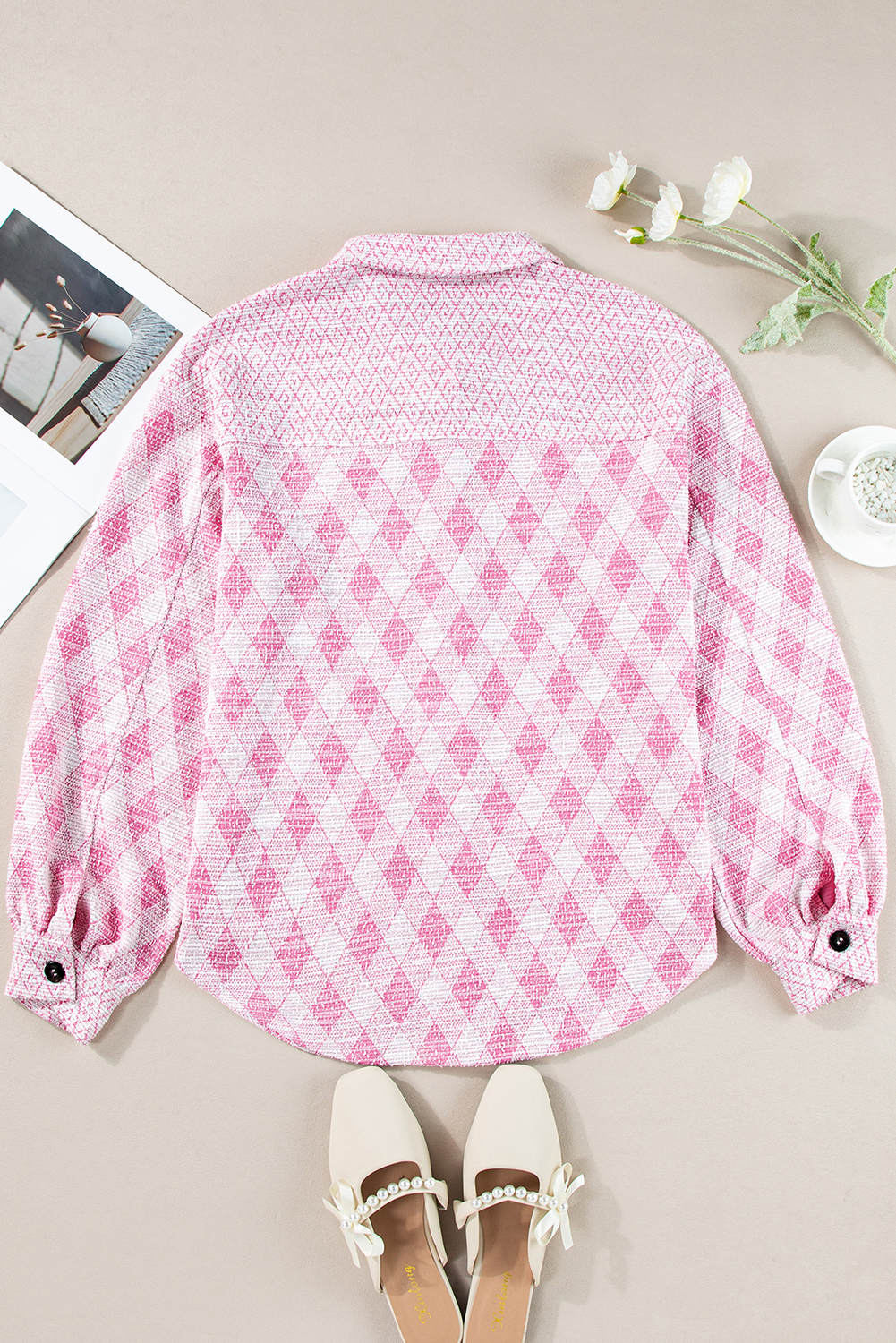 Stylish Pink Checkered Jacket: Casual Spring Outerwear - Detail View 7 Stylish Pink Checkered Jacket: Casual Spring Outerwear - Detail View 7
