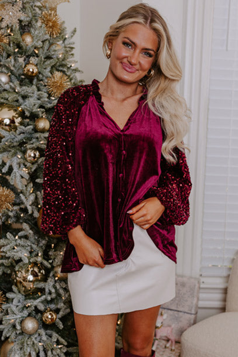 Luxurious Velvet Top with Faux Buttoned Front and Elastic Cuffs - Perfect for a Night Out - Detail View 7 Luxurious Velvet Top with Faux Buttoned Front and Elastic Cuffs - Perfect for a Night Out - Detail View 7