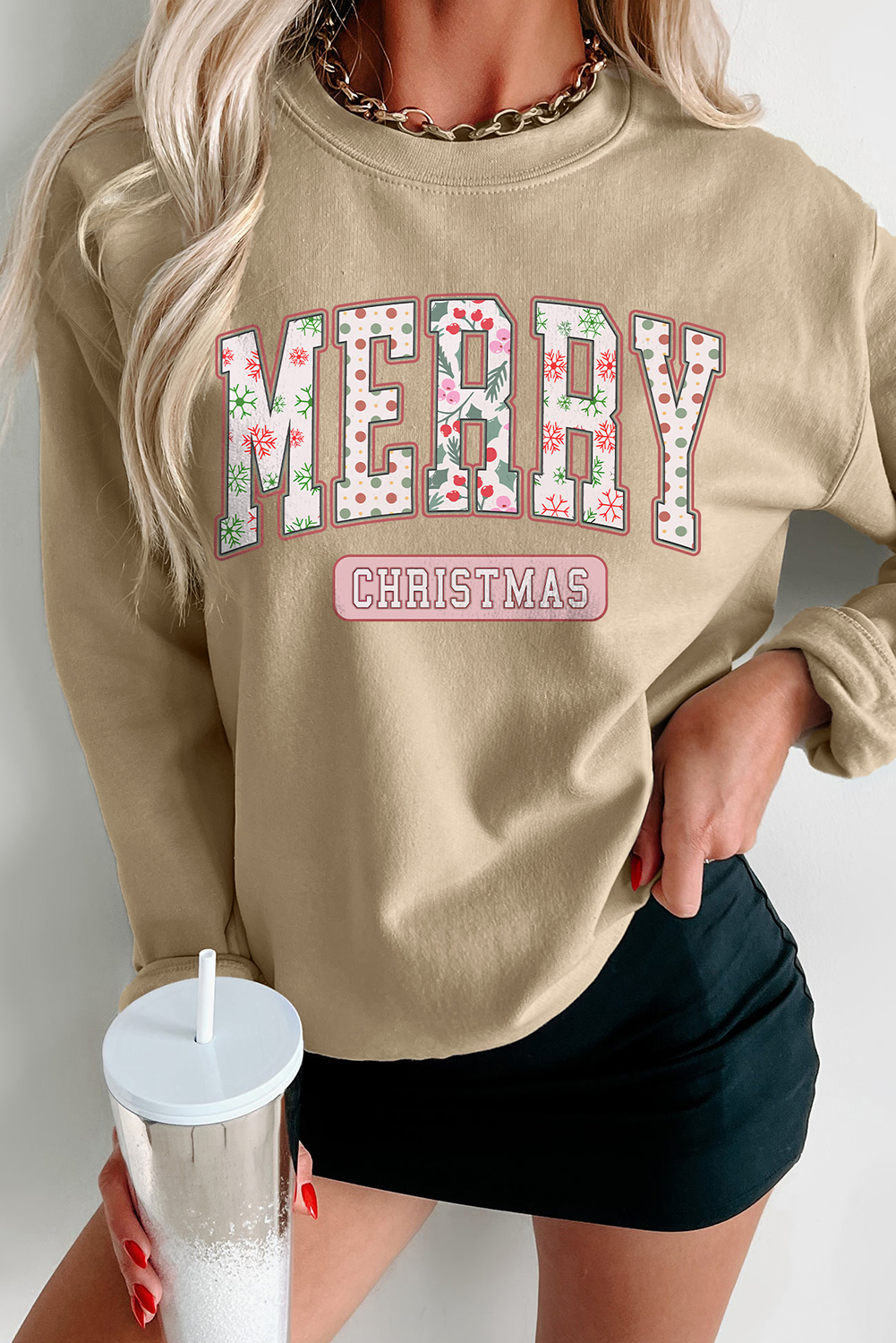 Casual Long Sleeve Round Neck Sweatshirt with Merry Christmas Design - Detail View 3 Casual Long Sleeve Round Neck Sweatshirt with Merry Christmas Design - Detail View 3