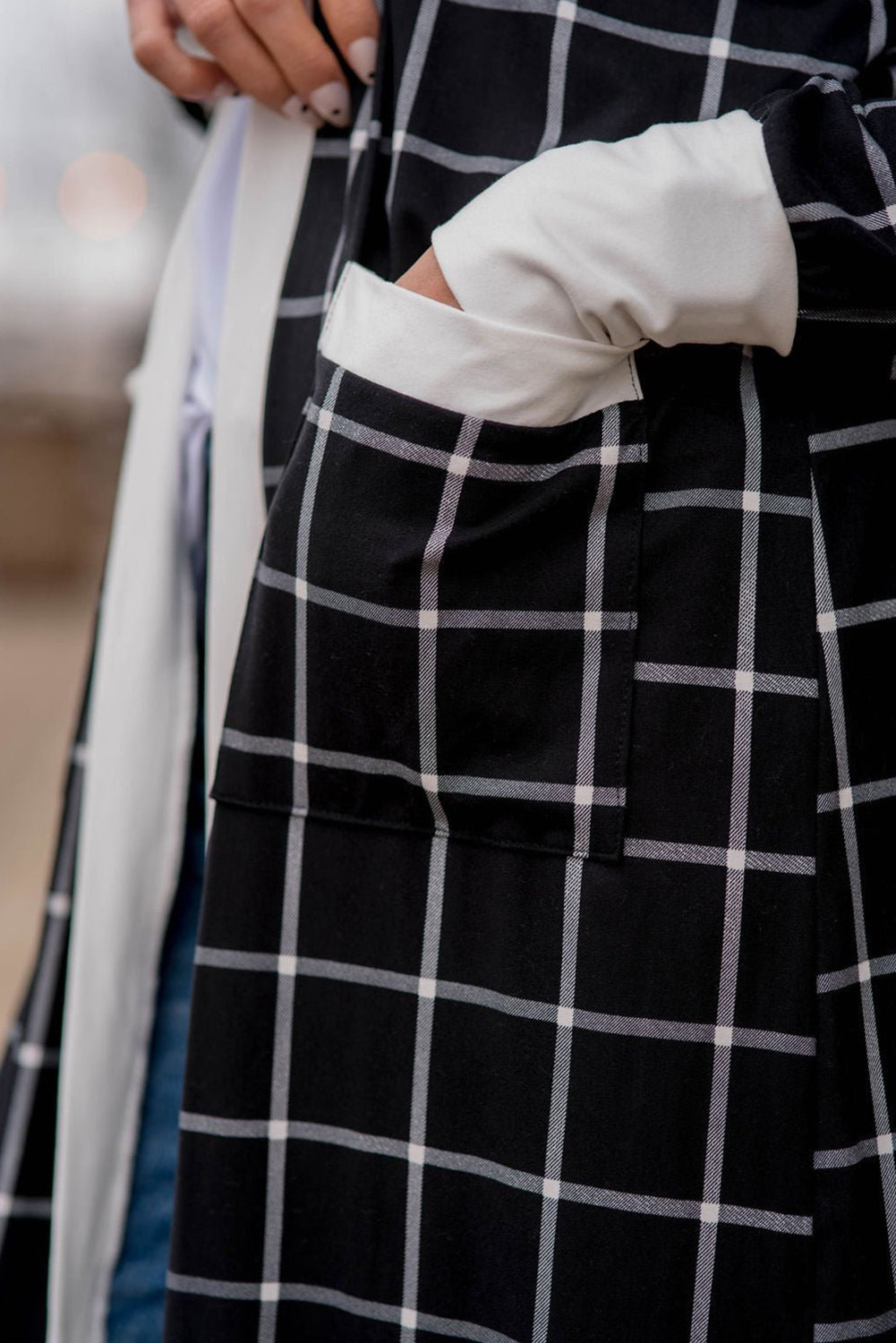 Cozy and Stylish Open Front Cardigan for Fall - Black Plaid with Pockets - Detail View 6 Cozy and Stylish Open Front Cardigan for Fall - Black Plaid with Pockets - Detail View 6