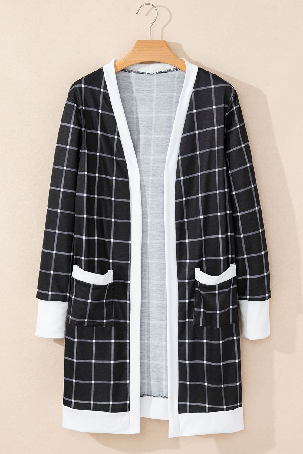 Casual Long Sleeve Plaid Cardigan - Versatile Colorblock Design with Front Pockets - Detail View 7 Casual Long Sleeve Plaid Cardigan - Versatile Colorblock Design with Front Pockets - Detail View 7