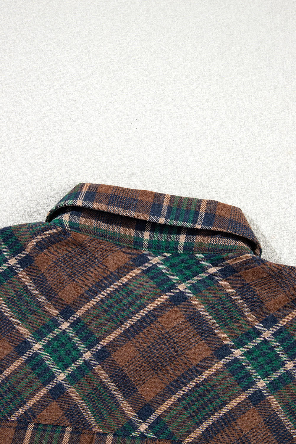 Women's Brown Plaid Print Chest Pockets Buttoned Shirt Jacket - Detail View 11 Women's Brown Plaid Print Chest Pockets Buttoned Shirt Jacket - Detail View 11