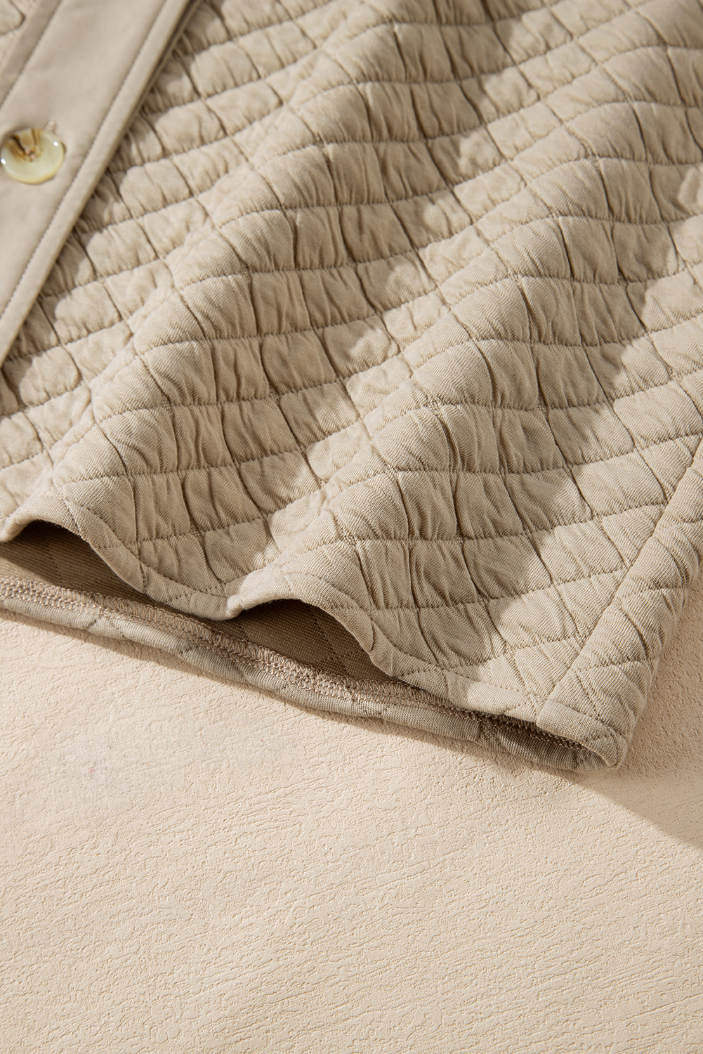Warm and Comfortable Puffer Jacket with Long Sleeves - Jet Stream - Detail View 13 Warm and Comfortable Puffer Jacket with Long Sleeves - Jet Stream - Detail View 13