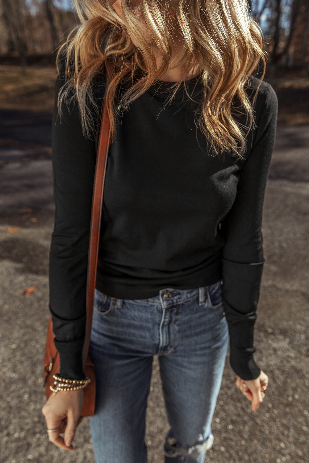 Women's Sweater, Black Sweater, Slim Fit, Lightweight, Crew Neck, Long Sleeve, Casual Wear, Solid Color, Timeless Style, Comfortable, Versatile, Daily Wear, Basic Sweater, Sheath Silhouette - Detail View 4 Women's Sweater, Black Sweater, Slim Fit, Lightweight, Crew Neck, Long Sleeve, Casual Wear, Solid Color, Timeless Style, Comfortable, Versatile, Daily Wear, Basic Sweater, Sheath Silhouette - Detail View 4